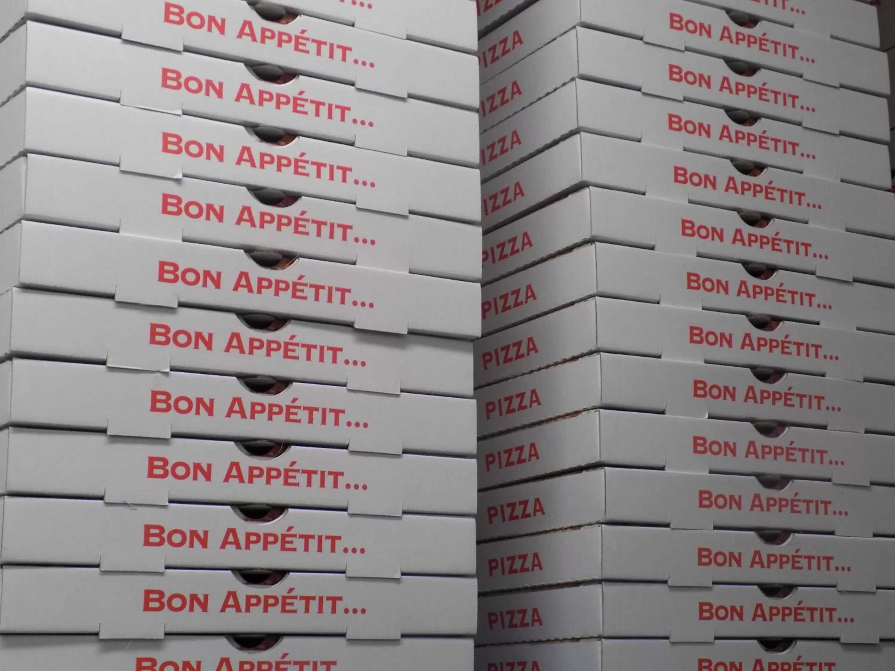 Restaurant/places to eat in Hotel Martinez Grenay