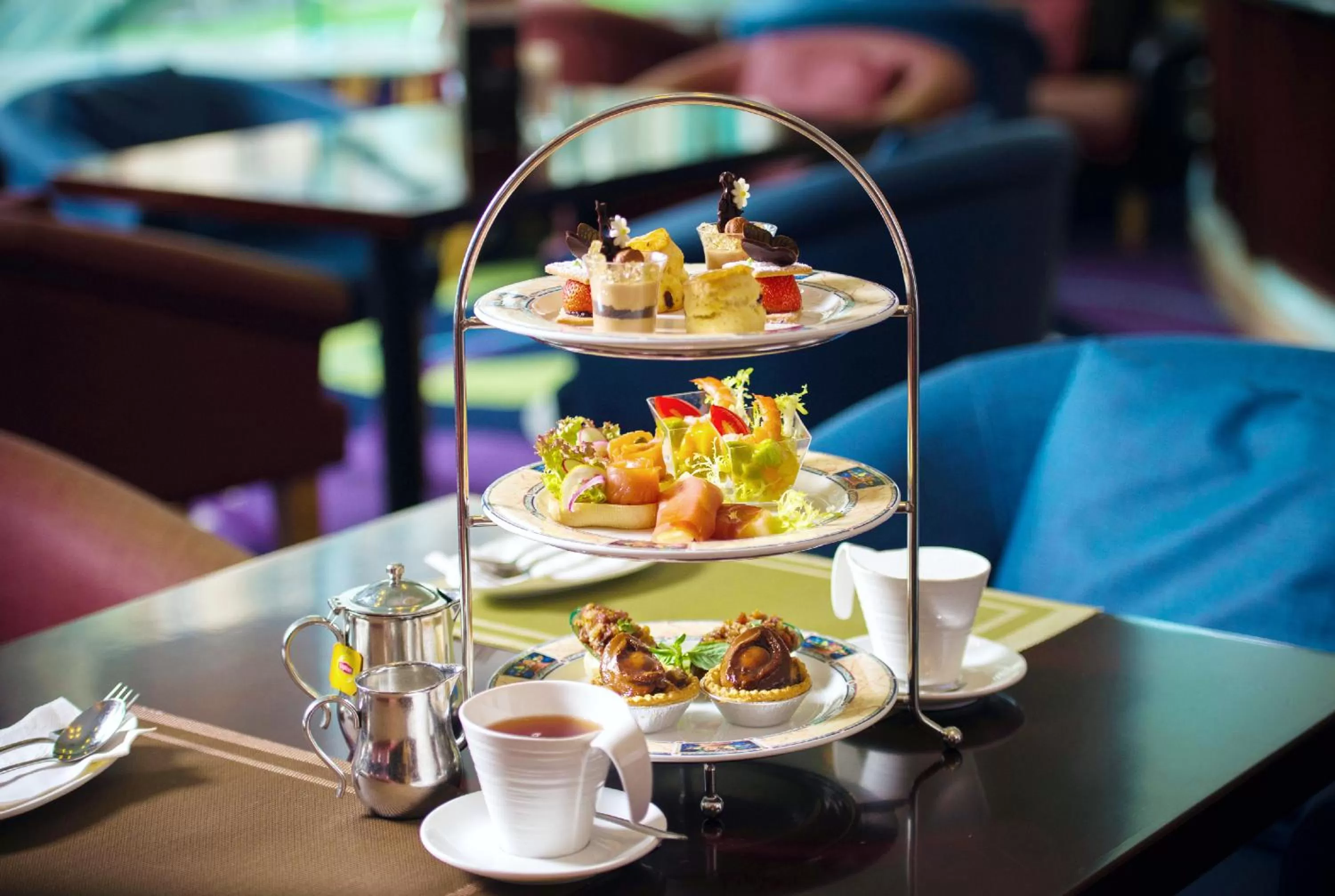 Lounge or bar in B P International