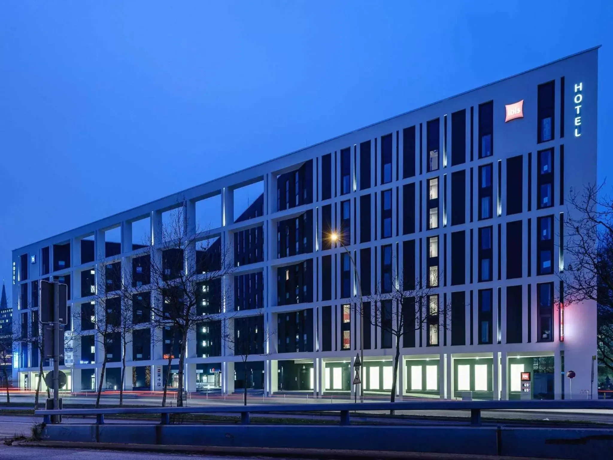 Property Building in Ibis Hamburg City