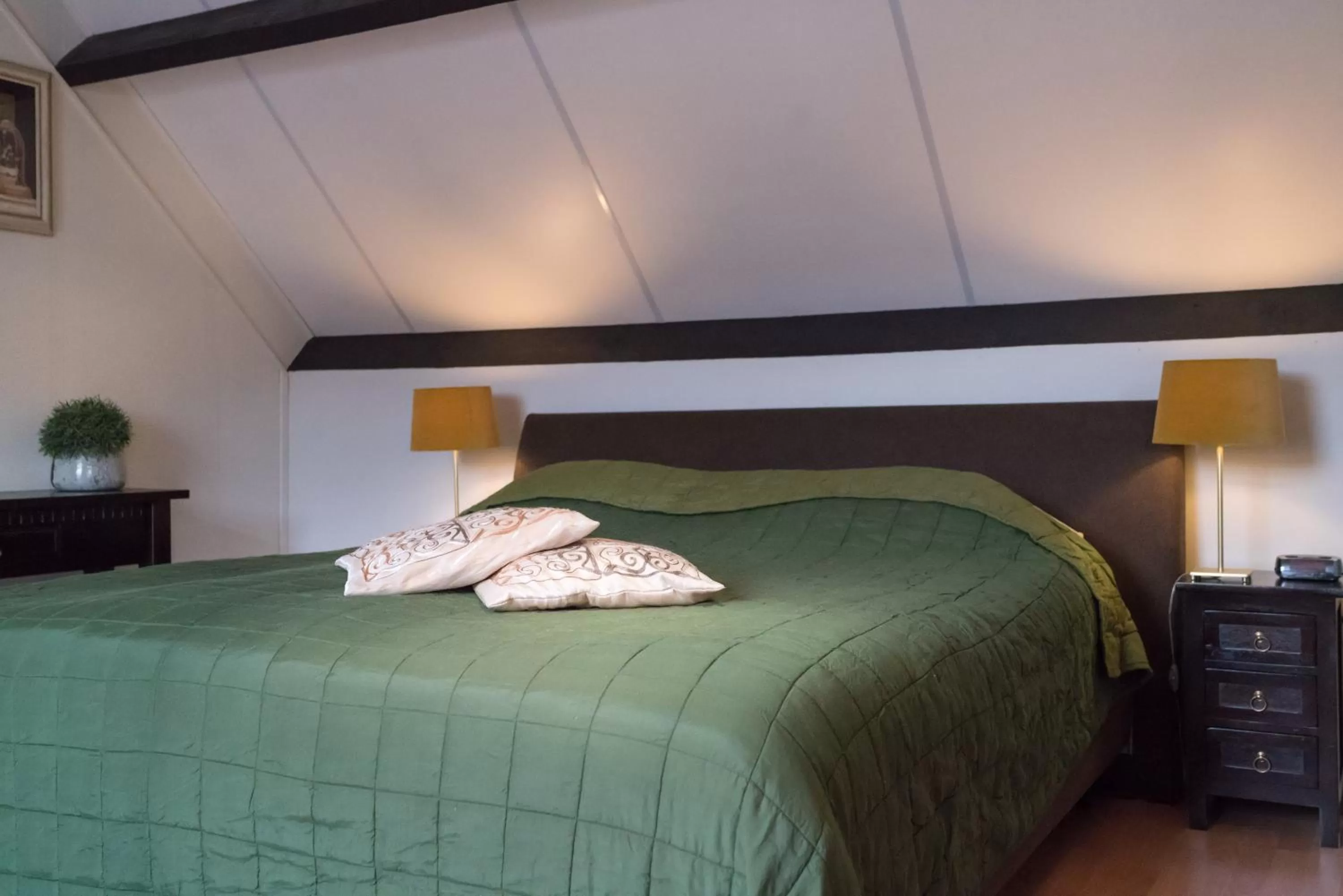 Photo of the whole room, Bed in Gasterij de Poort