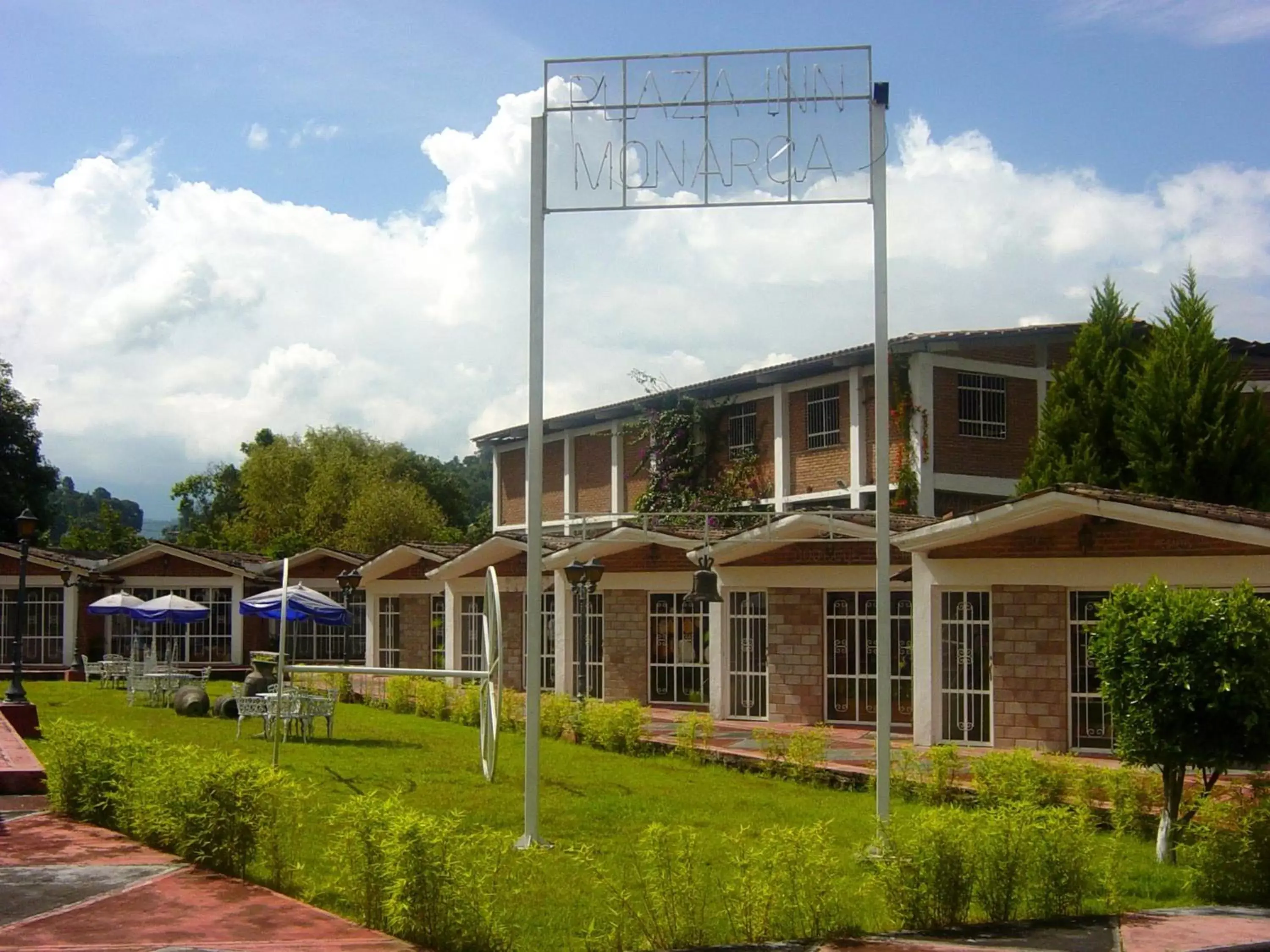 Garden, Property Building in Hotel Villa Monarca Inn