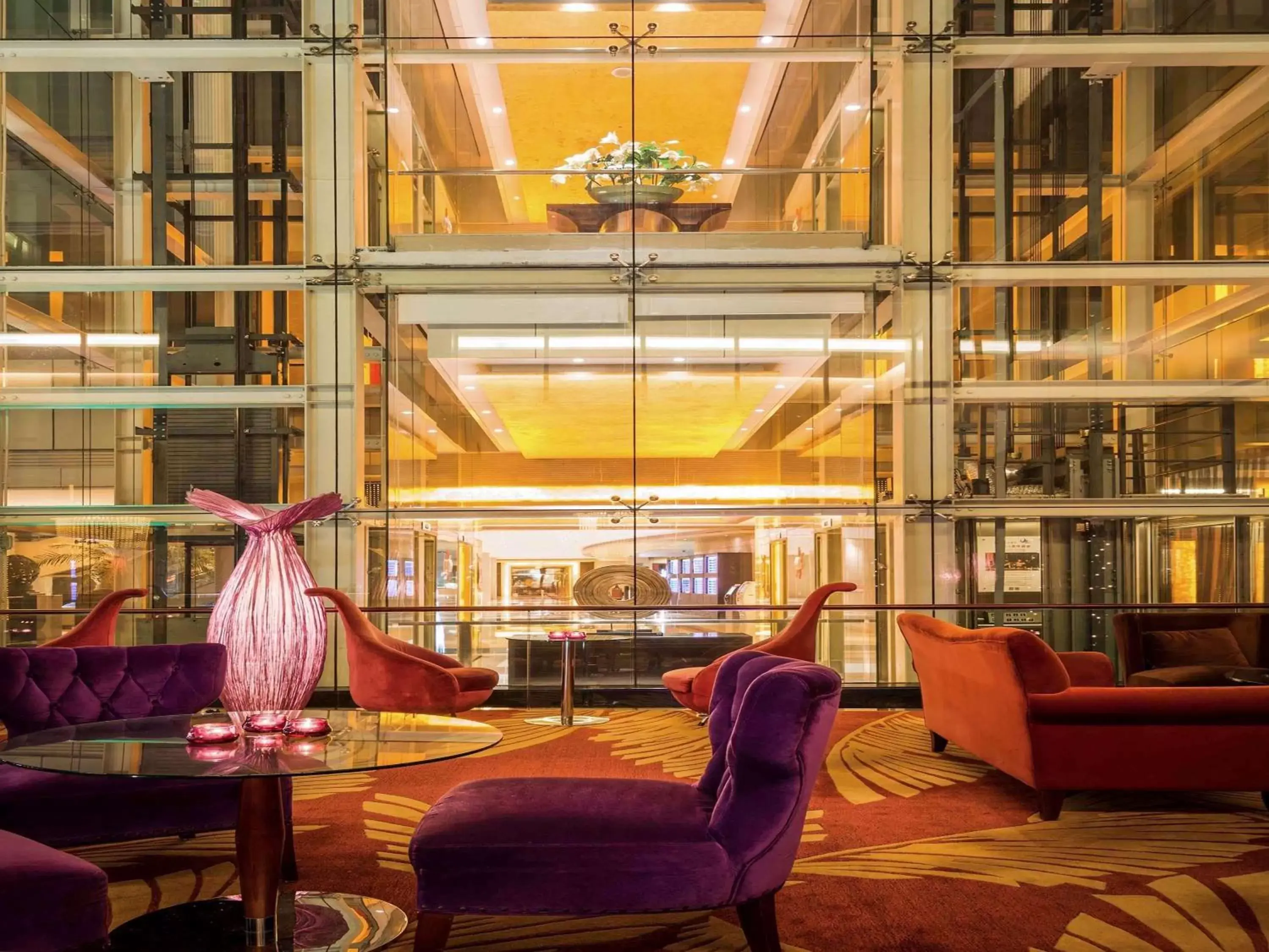 Lounge or bar, Seating Area in Pullman Guangzhou Baiyun Airport