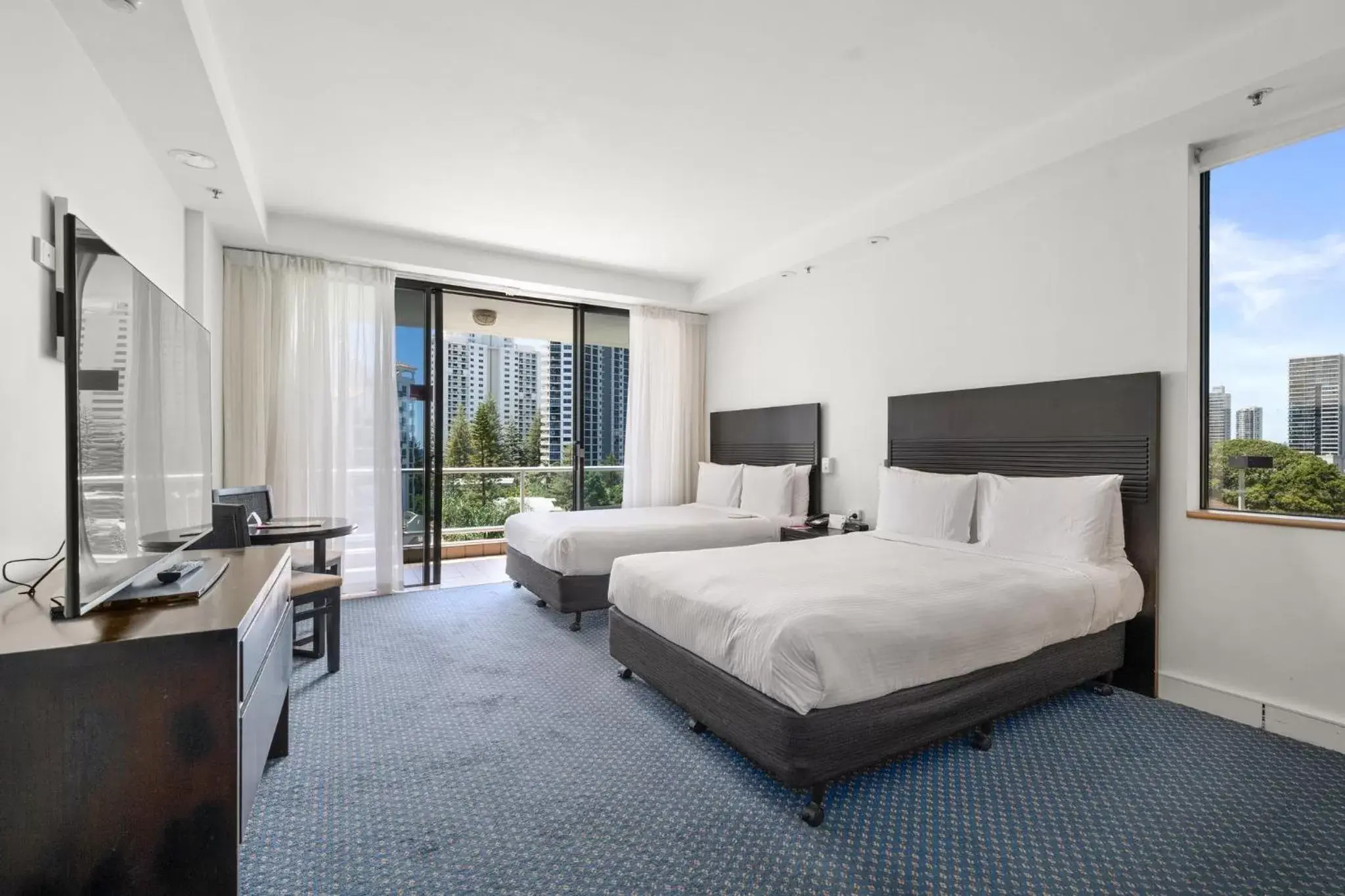 Photo of the whole room in Crowne Plaza Surfers Paradise, an IHG Hotel