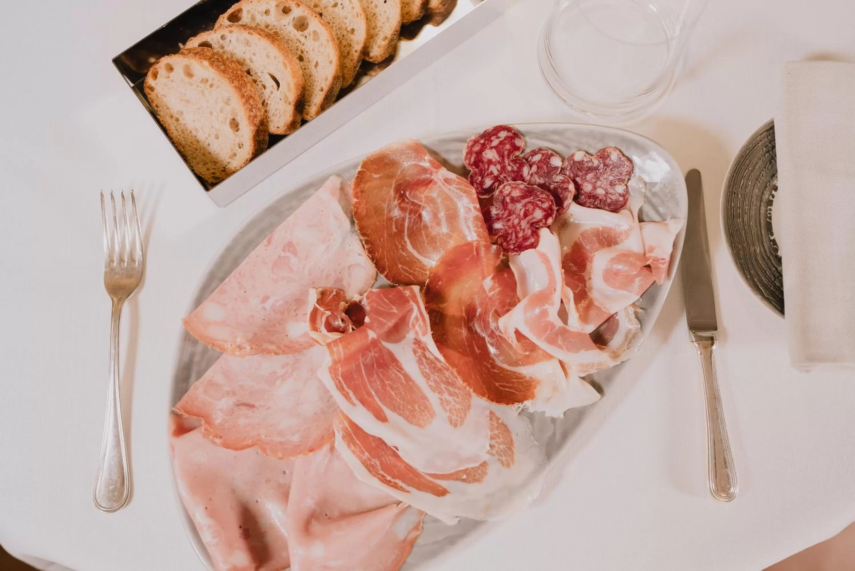 Food and drinks in Locanda Del Feudo Suite & Restaurant