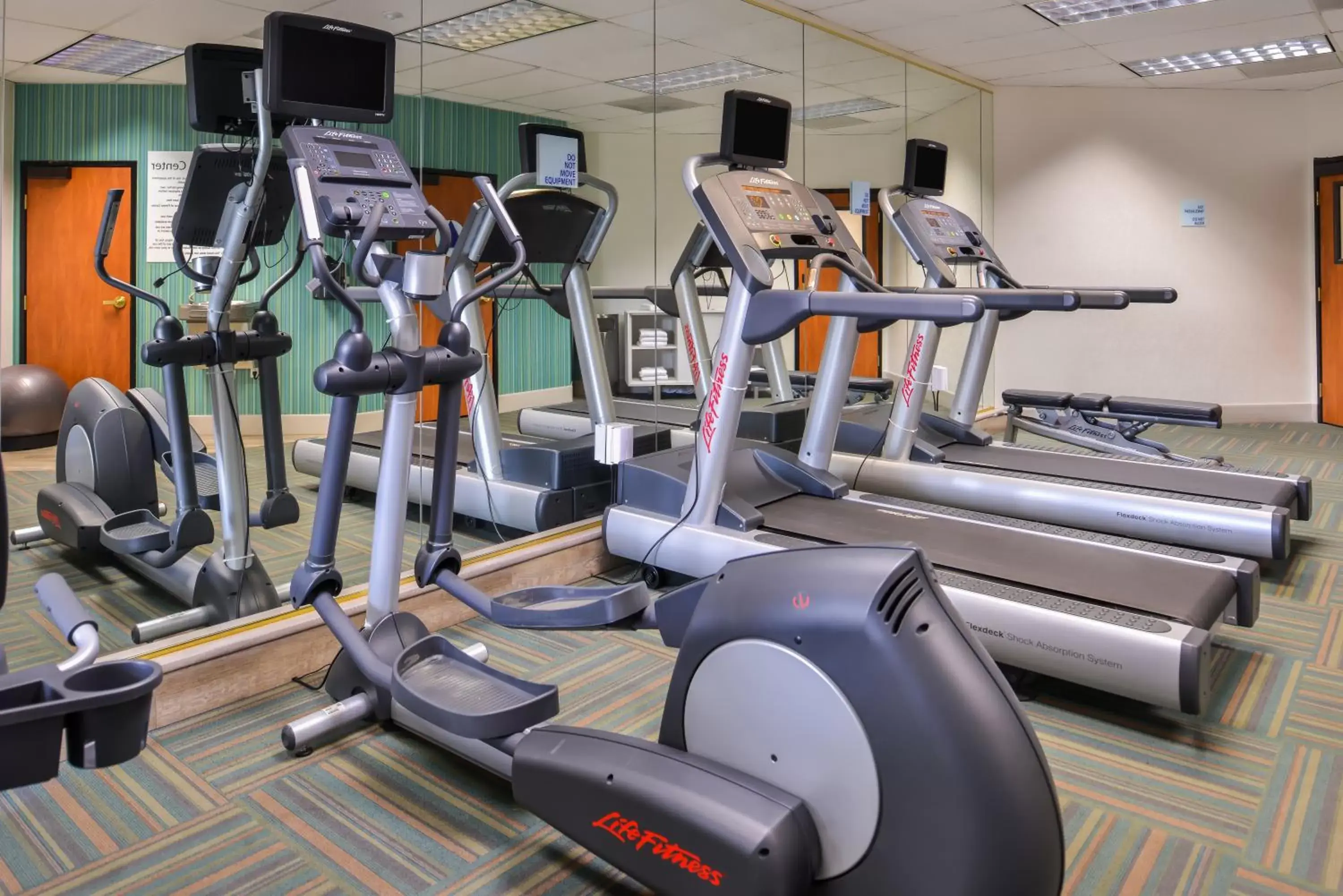 Fitness centre/facilities, Fitness Center/Facilities in HOLIDAY INN EXPRESS & SUITES ELK GROVE CENTRAL - HWY 99, an IHG Hotel