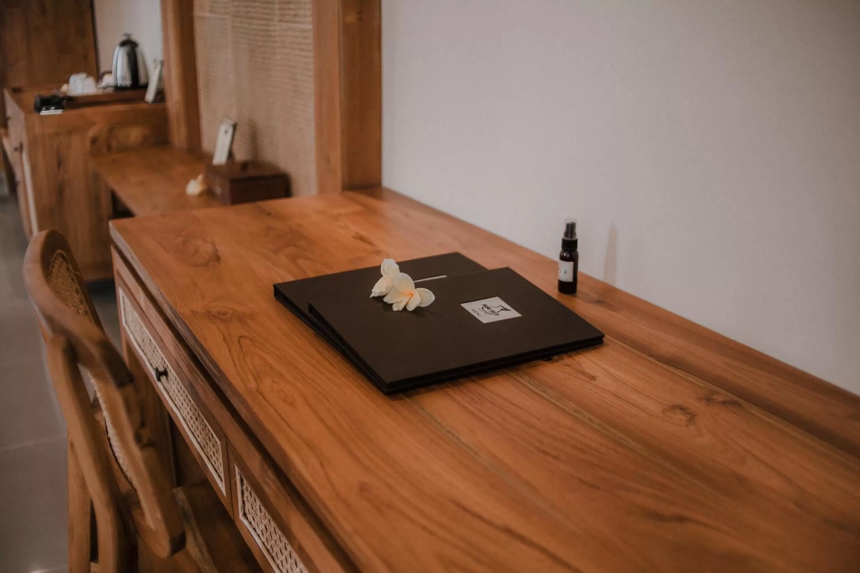 Area and facilities in Bubu Suite by Prasi