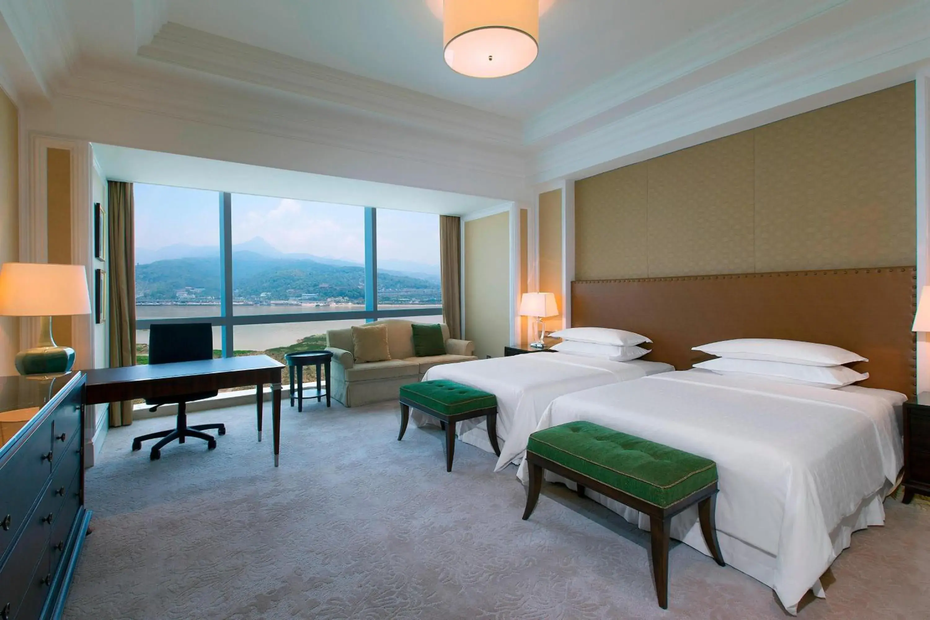 Photo of the whole room in Sheraton Fuzhou Hotel