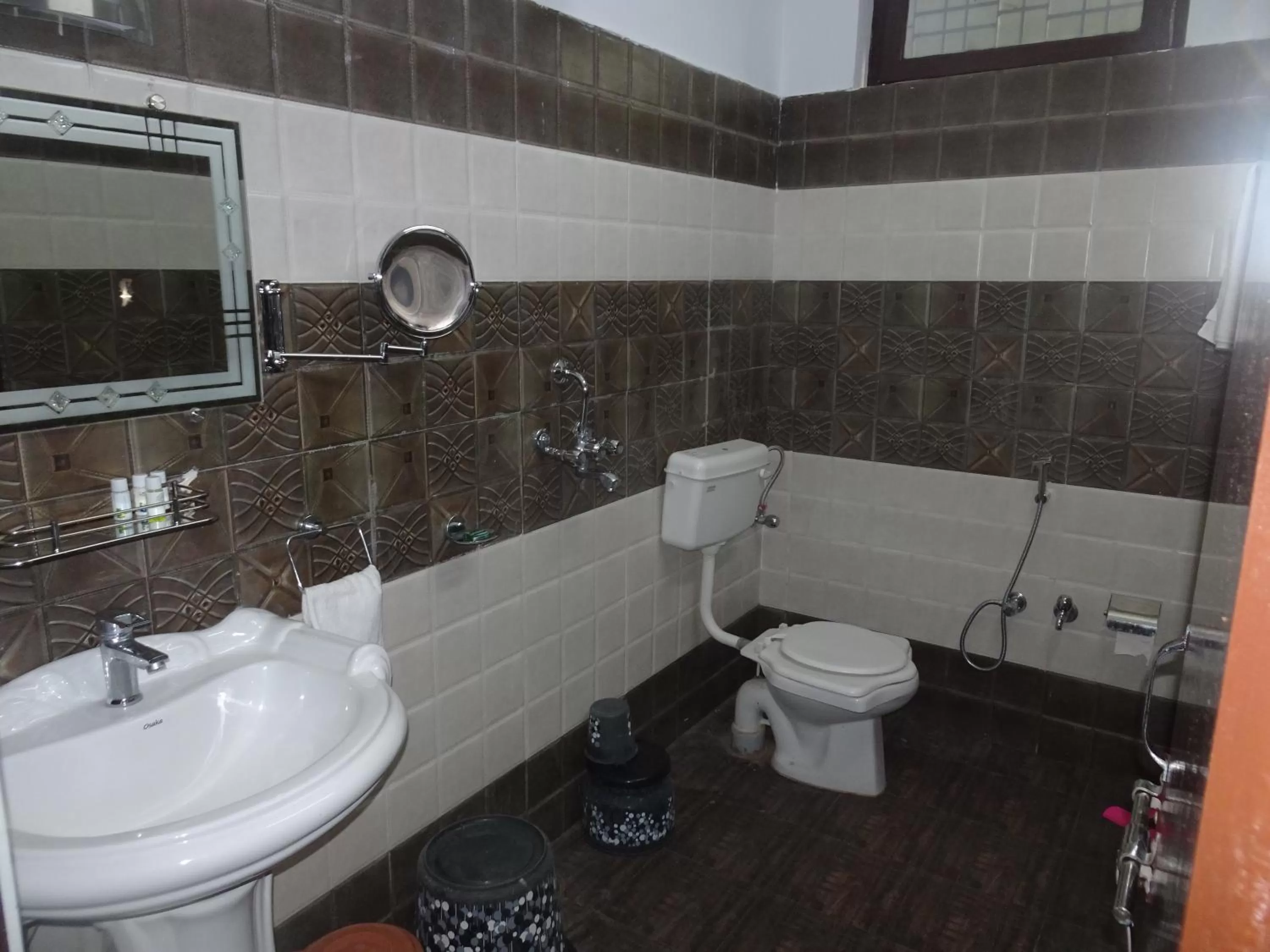 Bathroom in Foreigners Inn