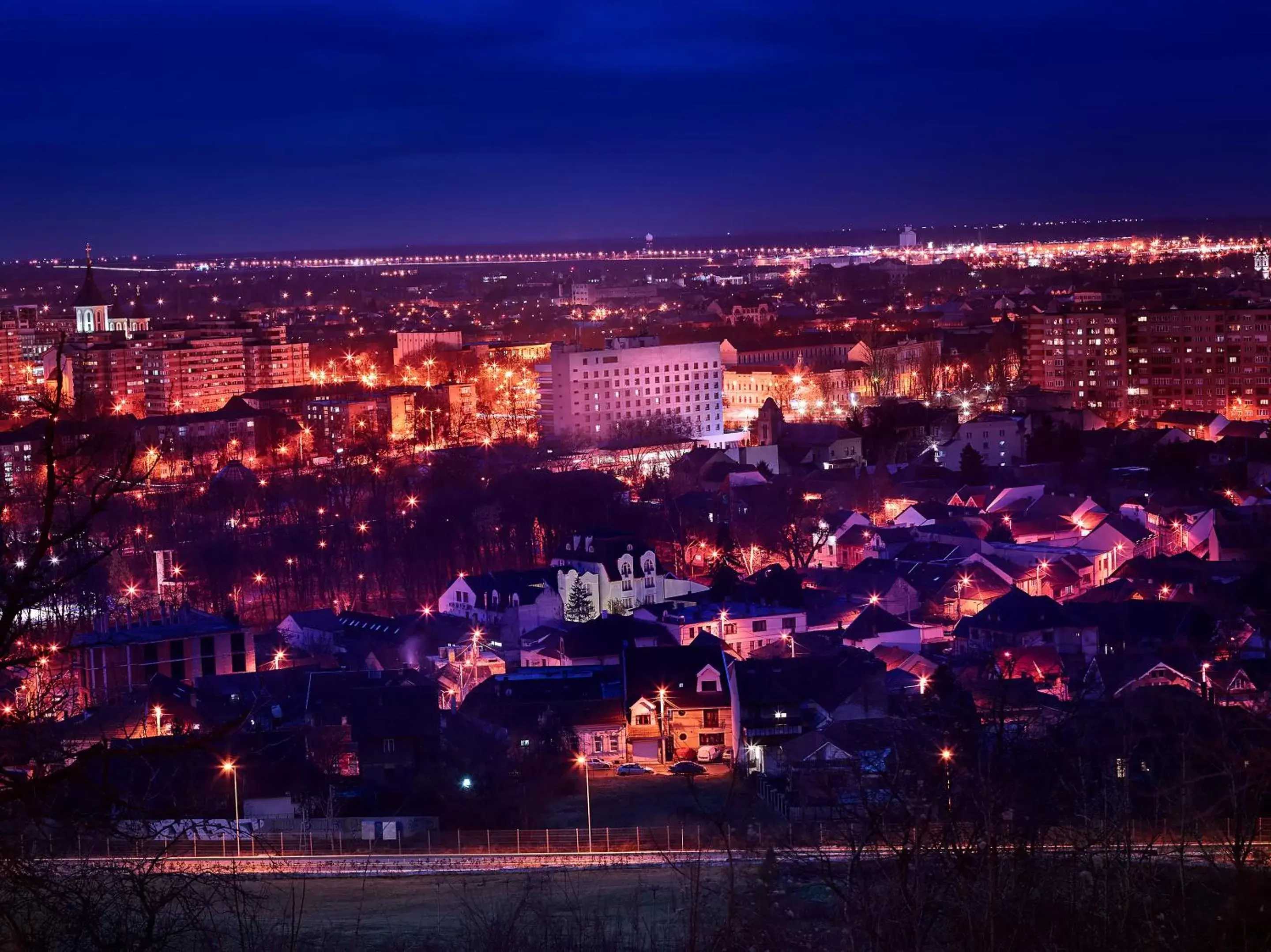 Property building, Bird's-eye View in Continental Forum Oradea