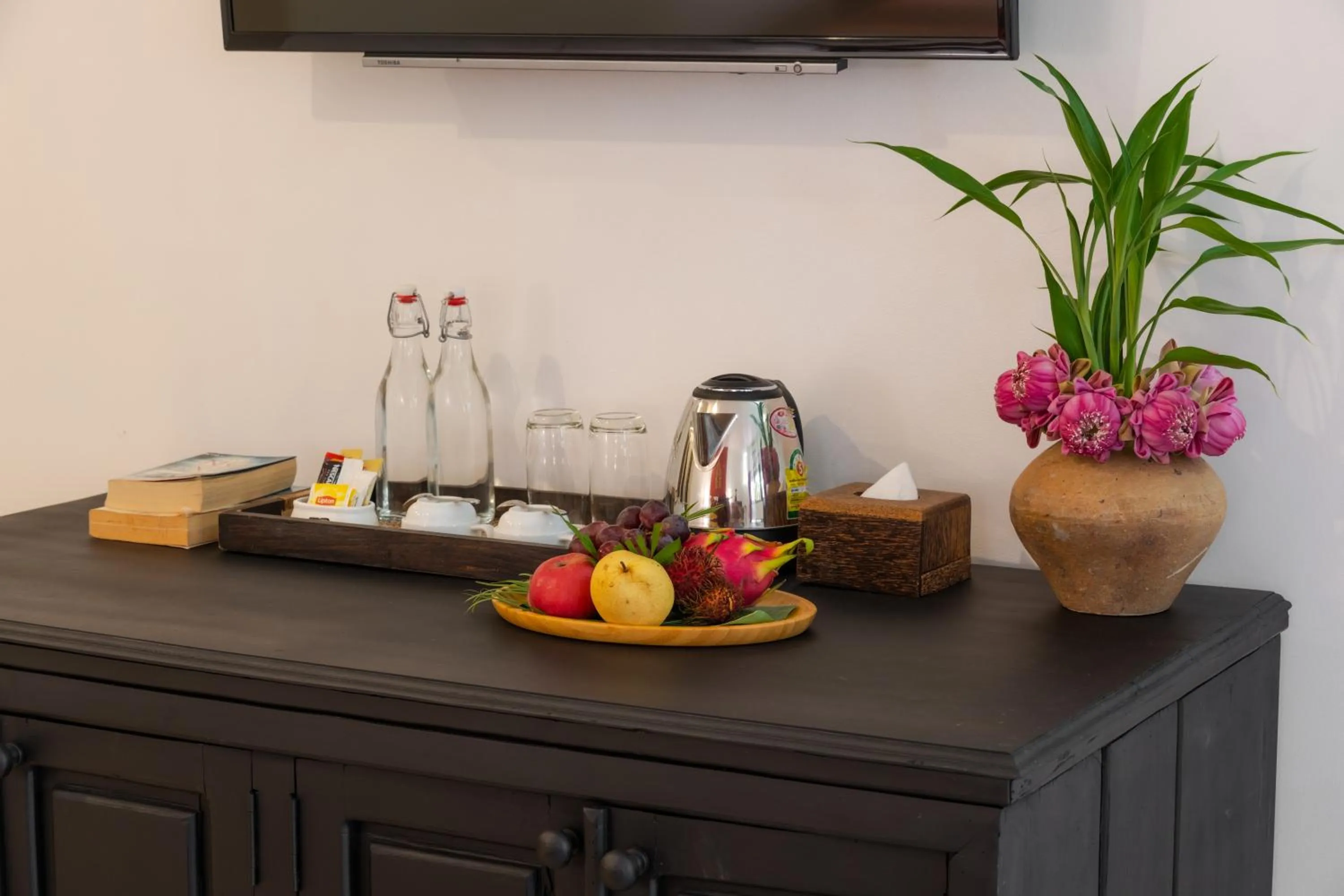 Coffee/tea facilities in Pandora Suite D'Angkor