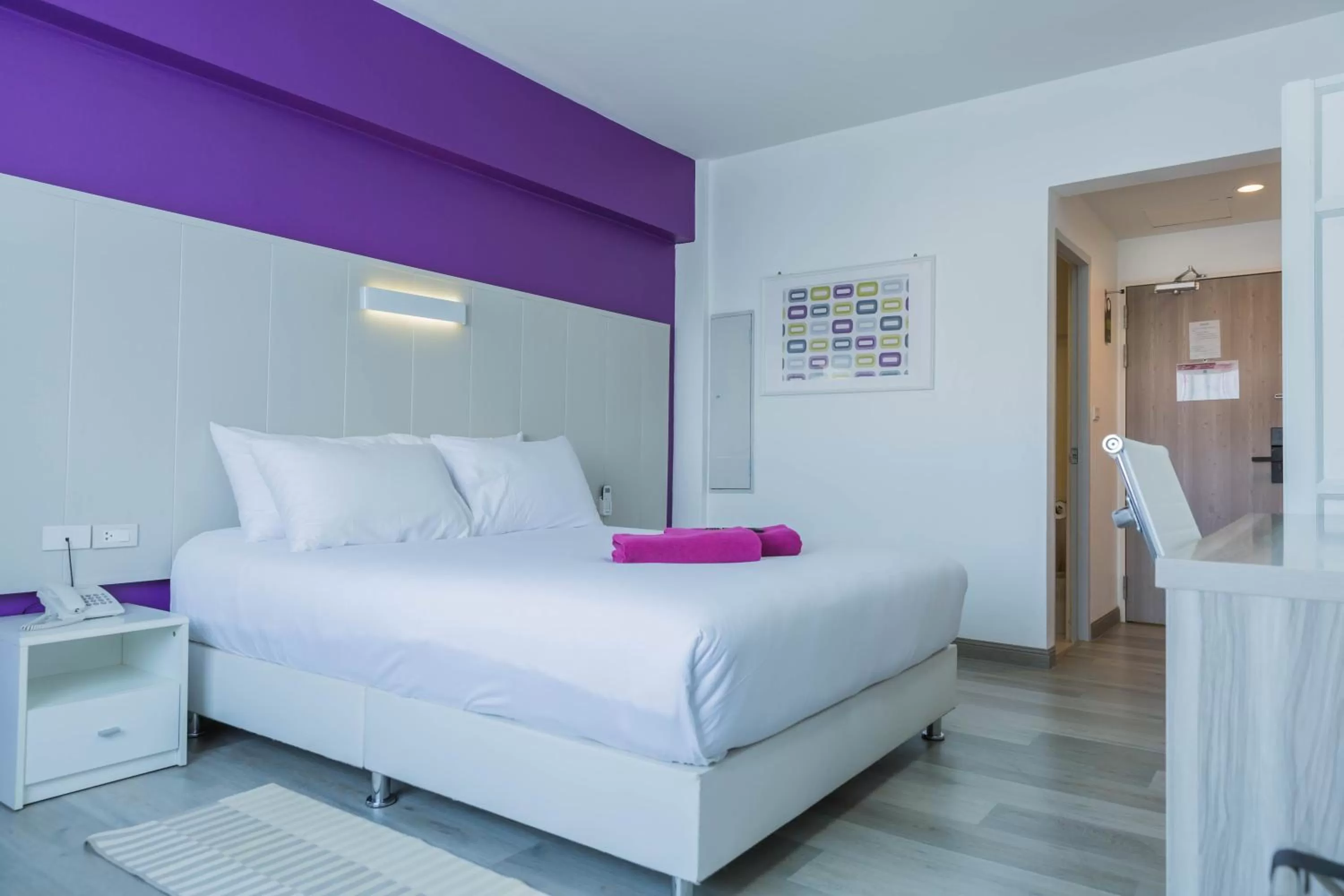 Photo of the whole room, Bed in Hotel Zing