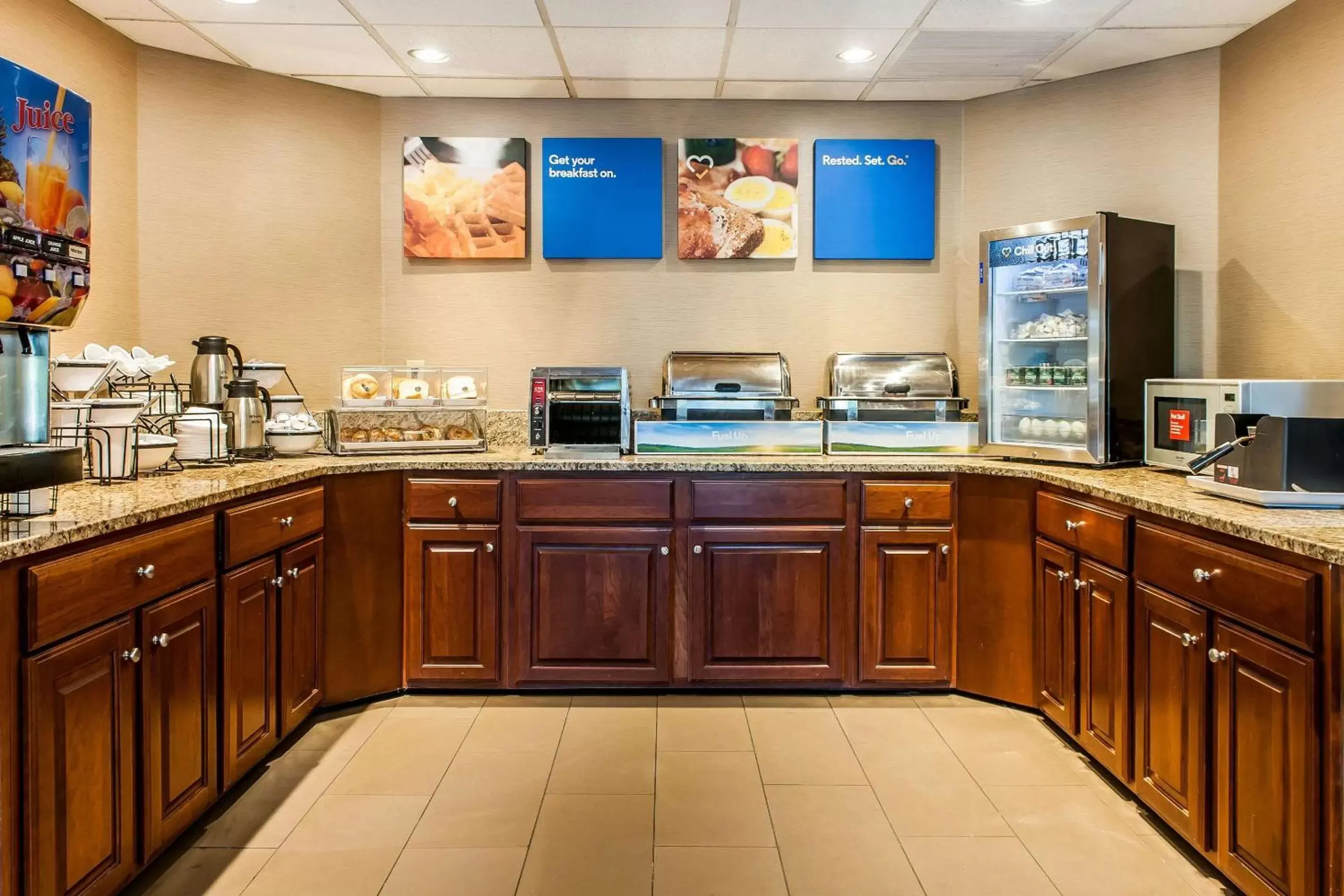 Restaurant/places to eat in Comfort Inn East Pickerington