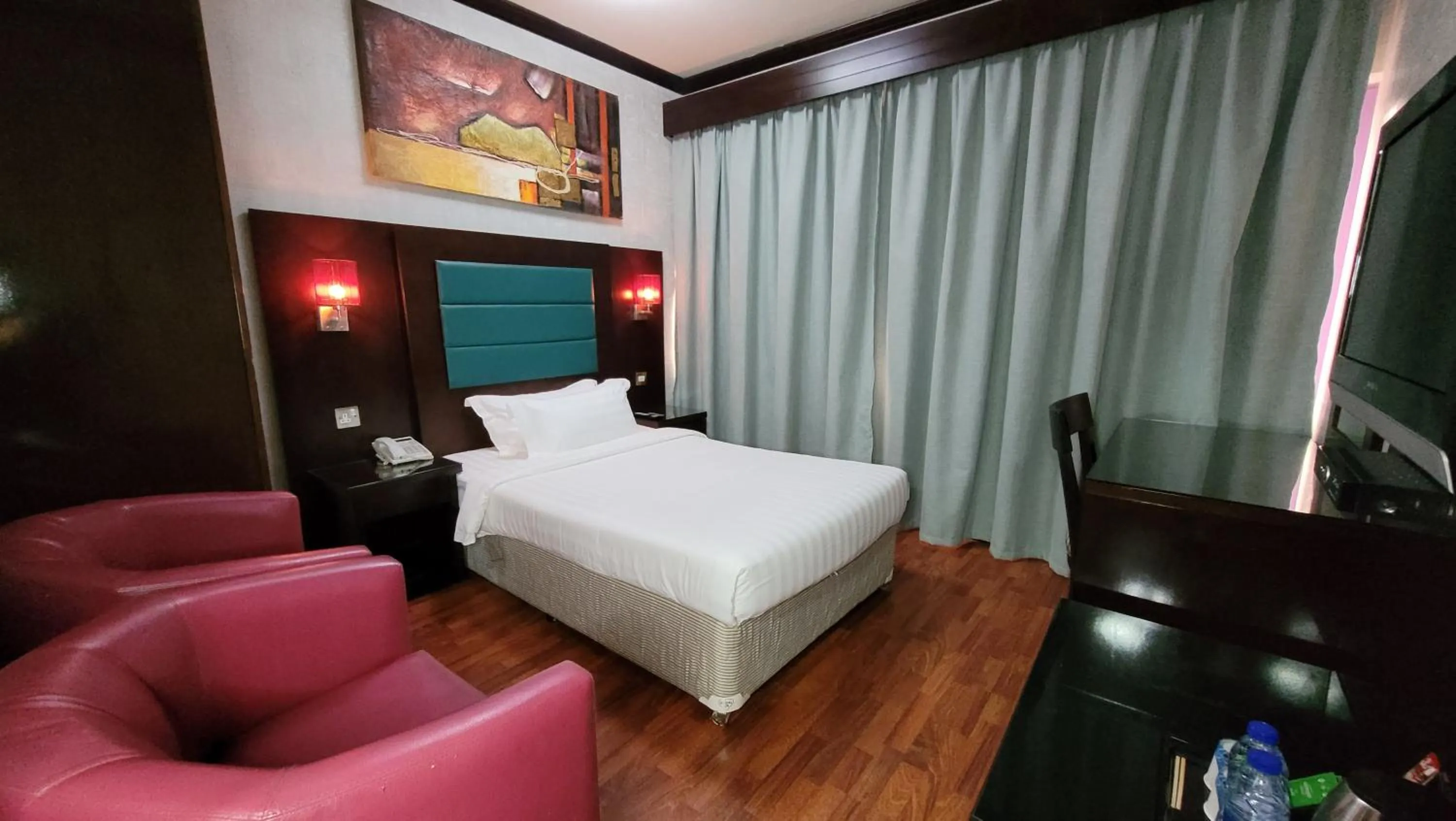 Standard Single Room in Strand Hotel