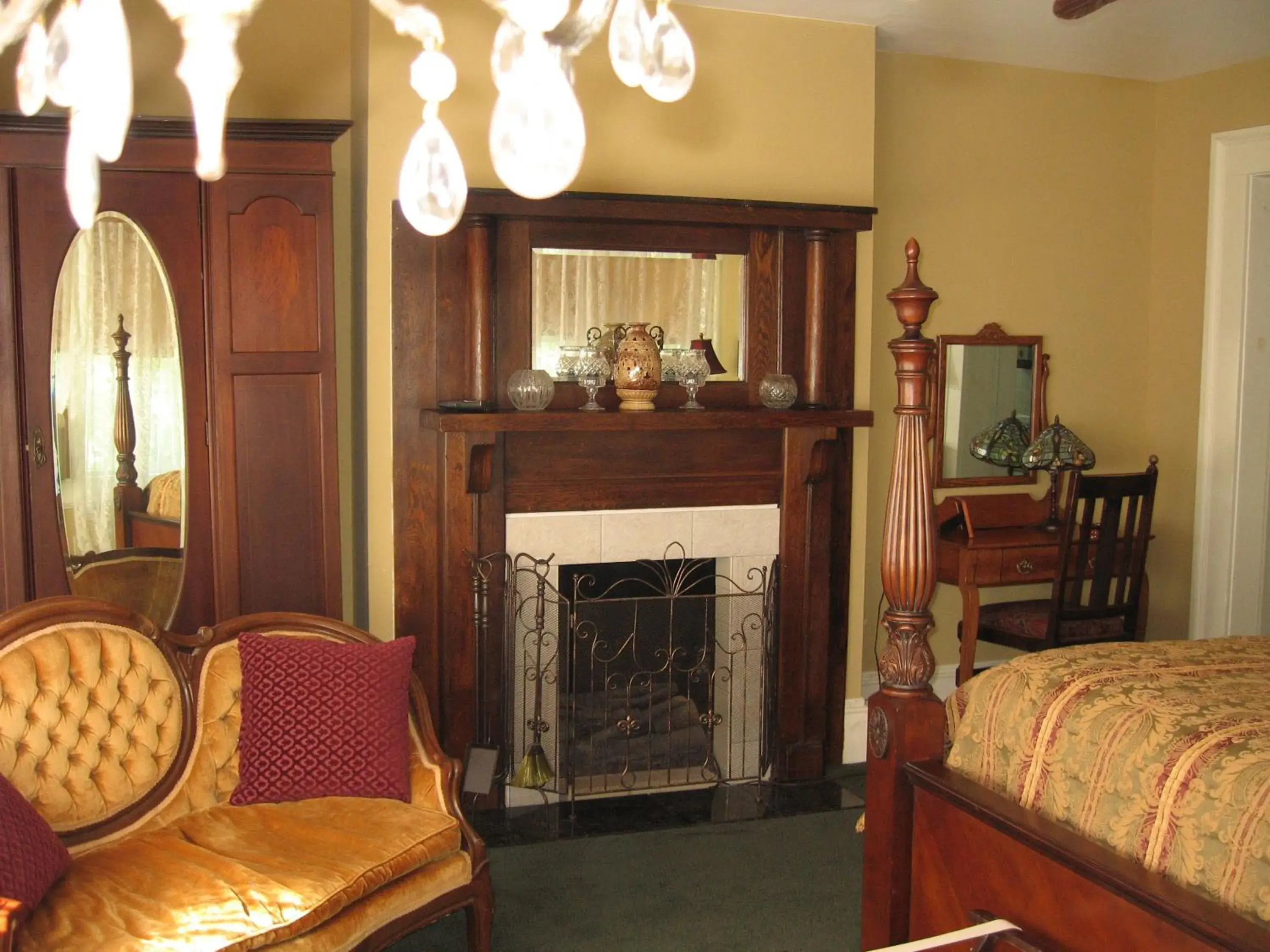 Seating Area in Strickland Arms Bed and Breakfast