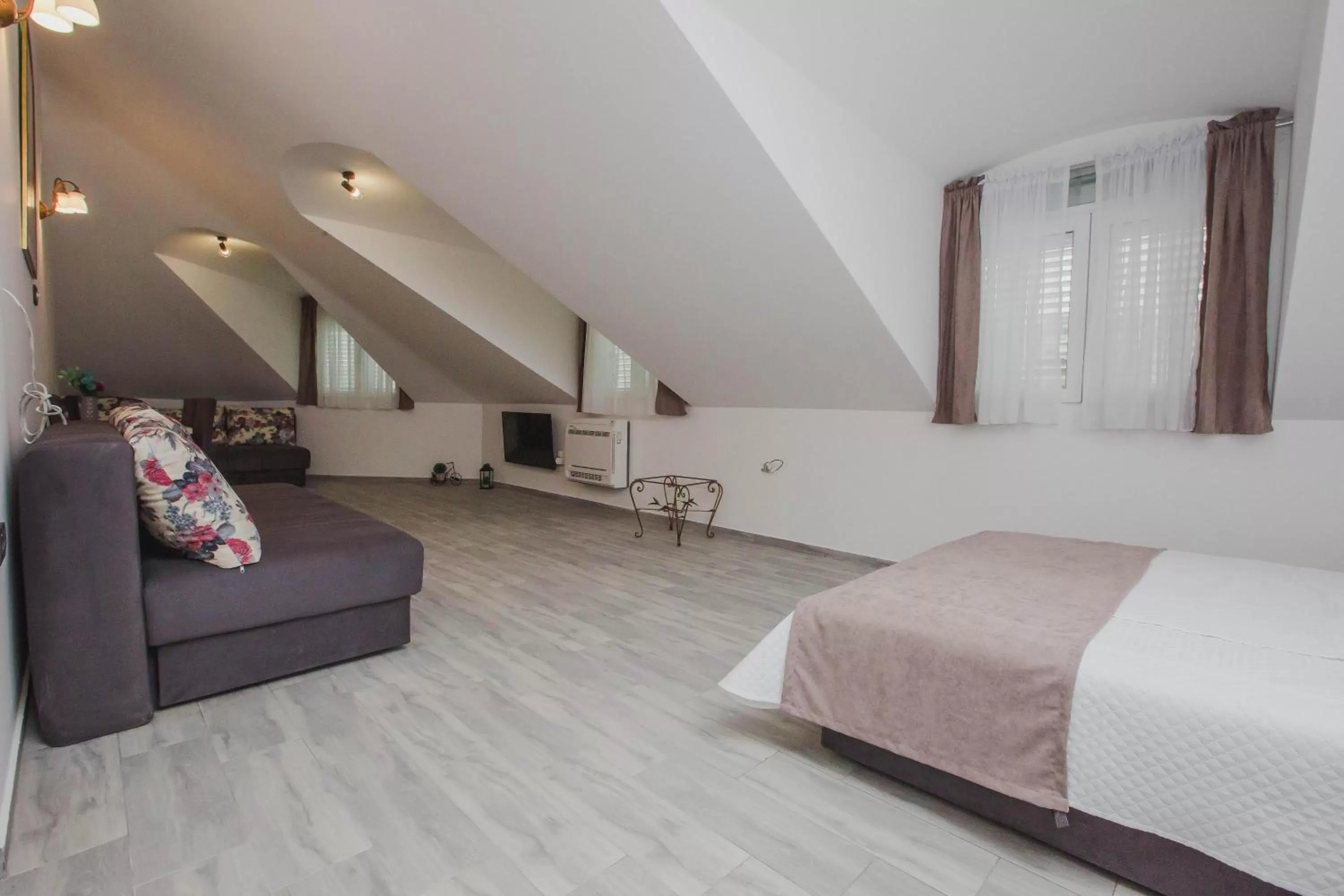 Bed in Hotel Dapčević