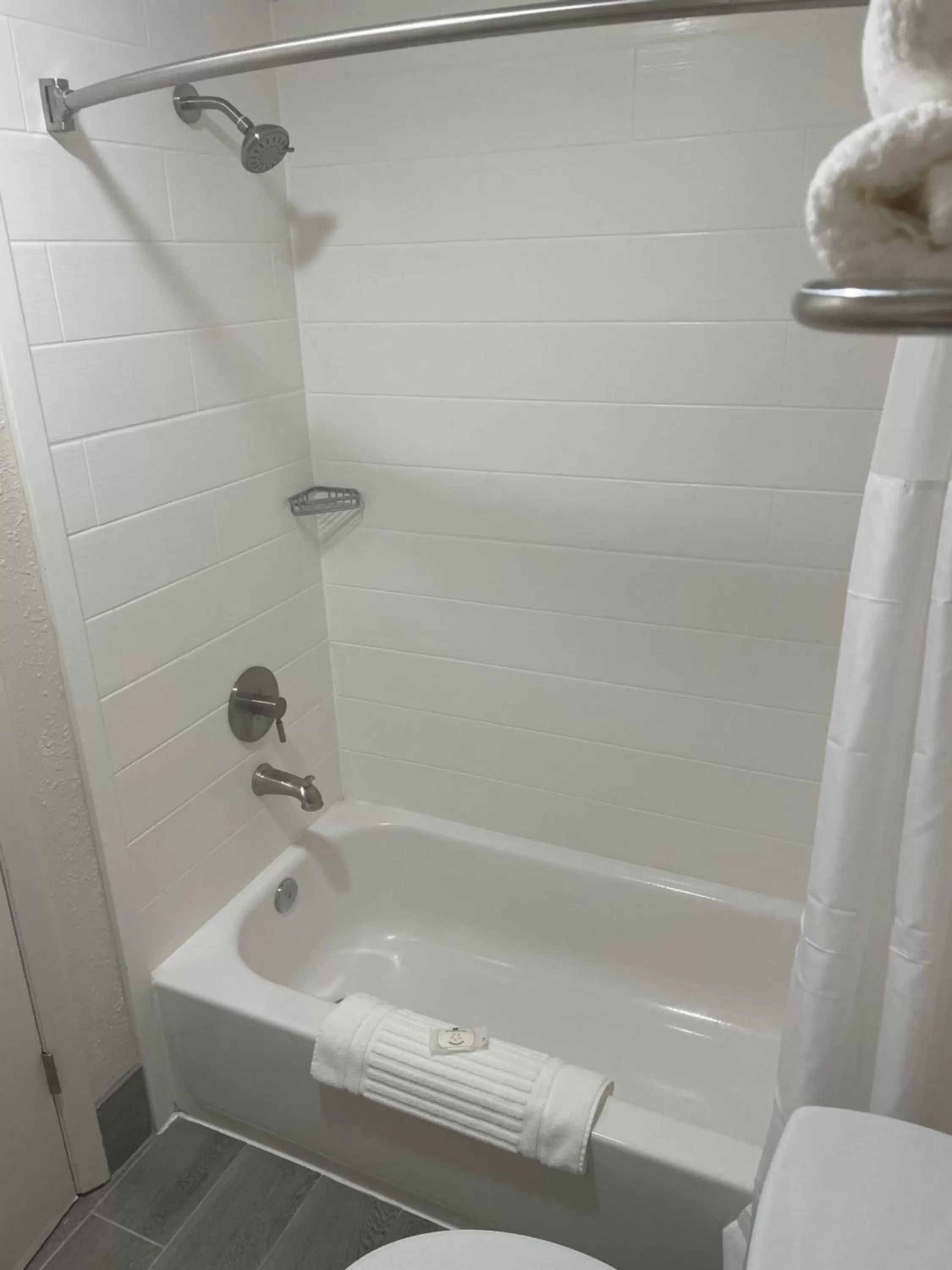 Bathroom in Comfort Inn & Suites Spring Lake - Fayetteville near Fort Bragg