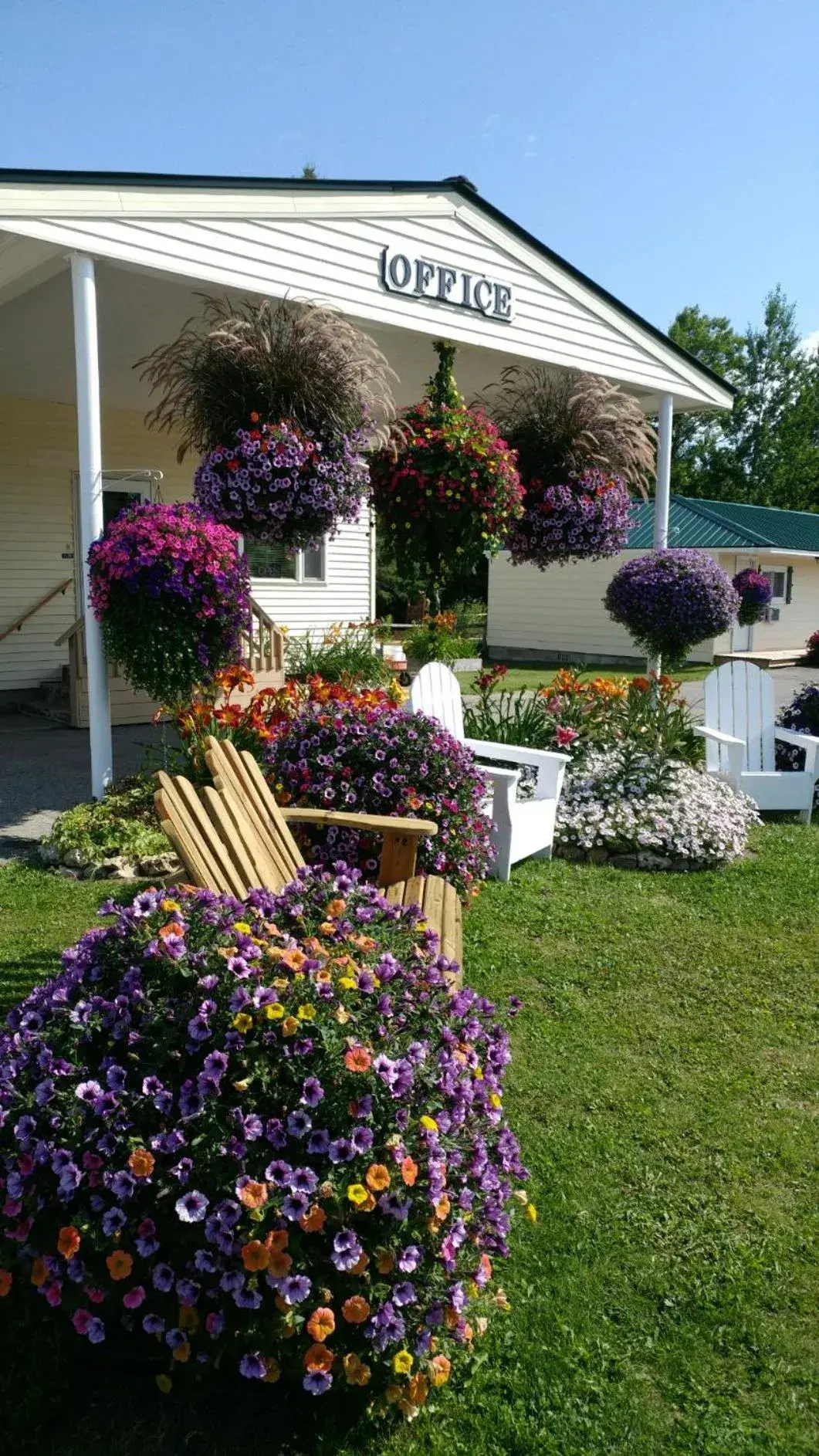 Property Building in Sunset Motel of St. Ignace