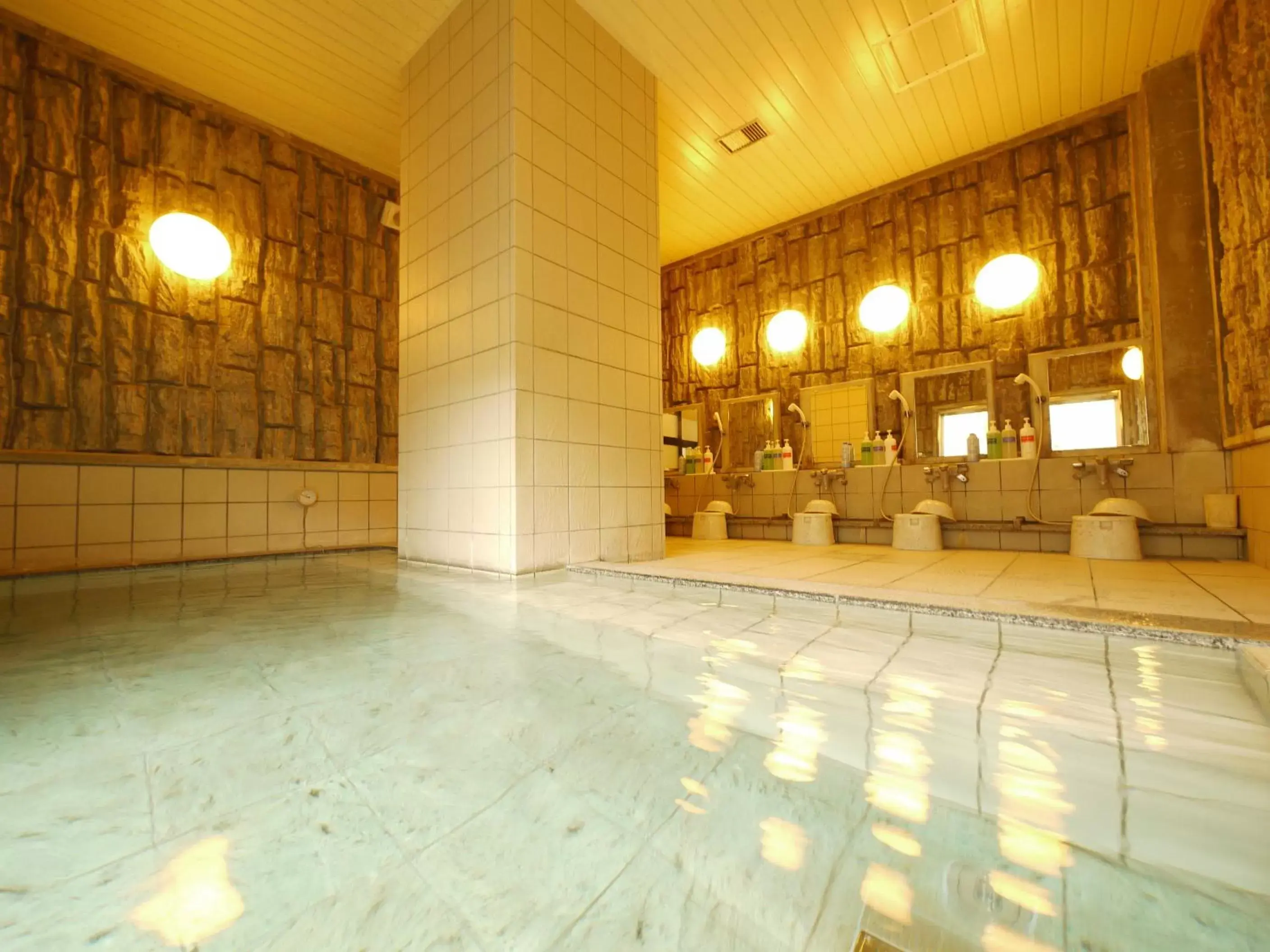 Bathroom in Hotel Route-Inn Honjo Ekiminami