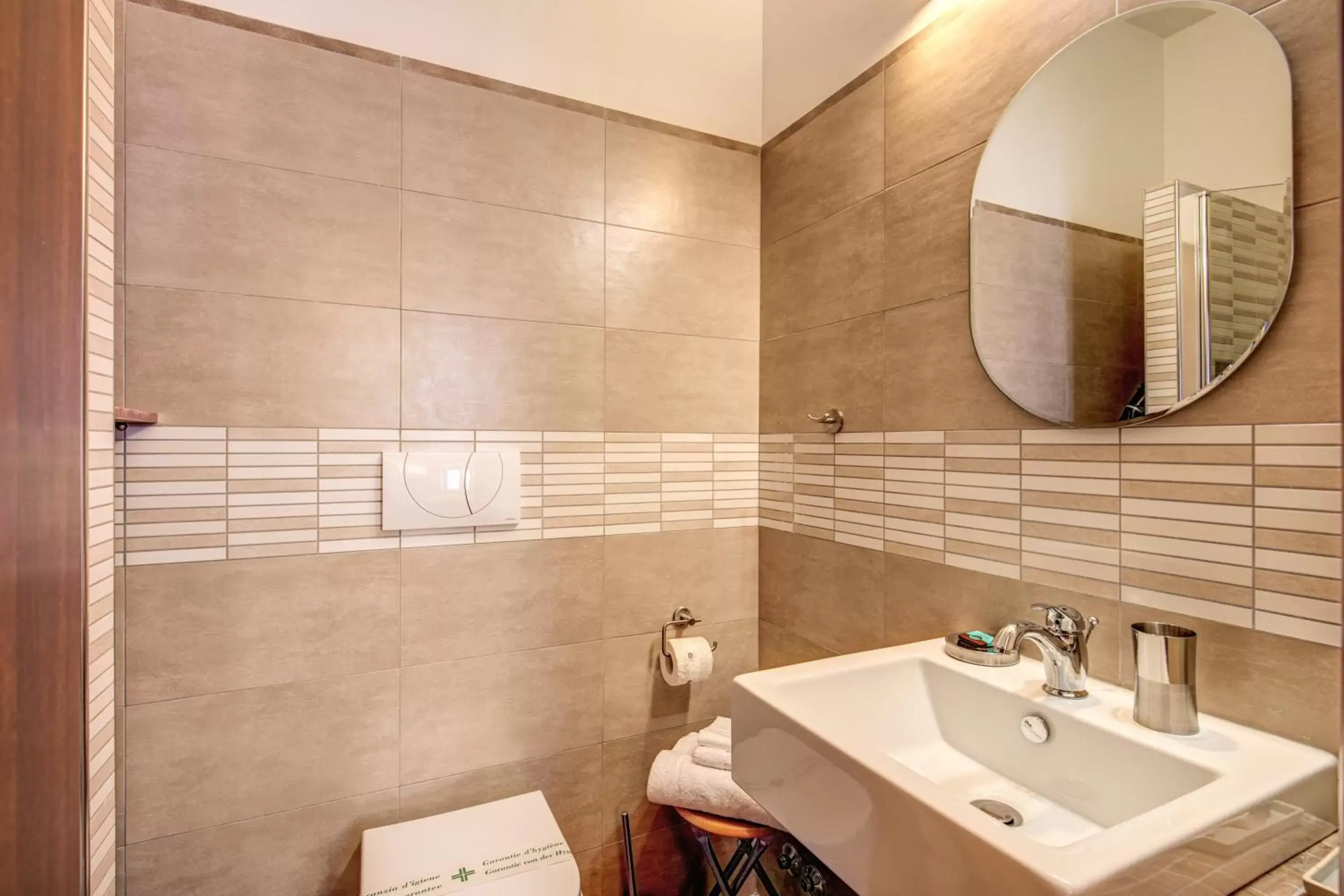 Bathroom in Hotel Gea Di Vulcano