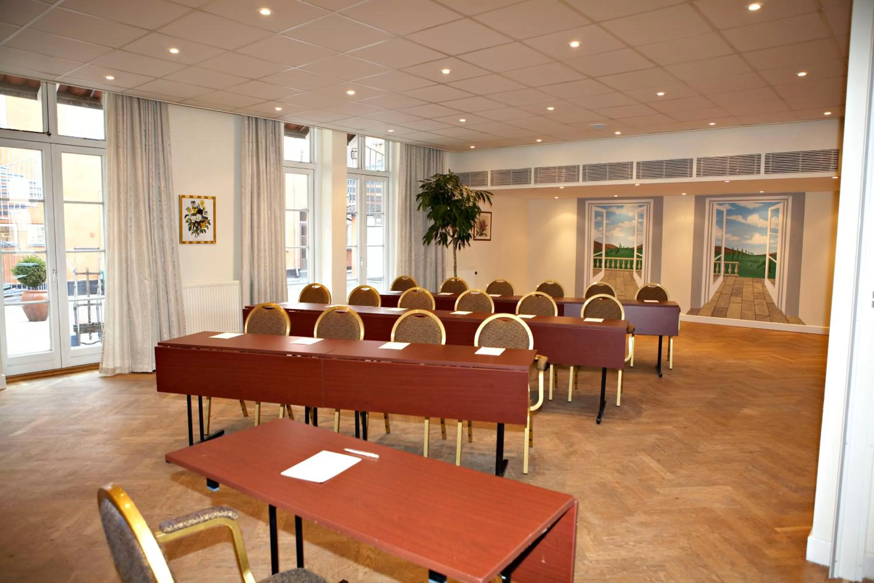 Business facilities in Hotel Vinhuset