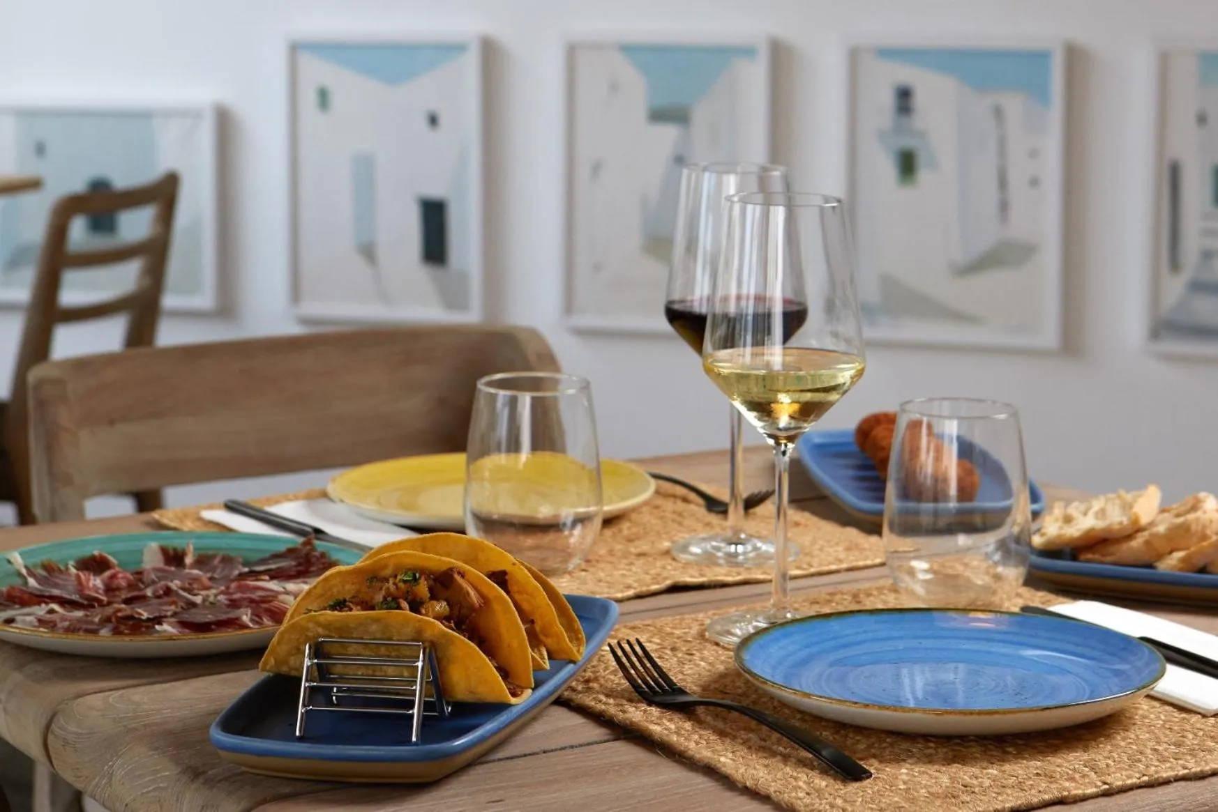 Restaurant/places to eat in Hotel Tres Torres