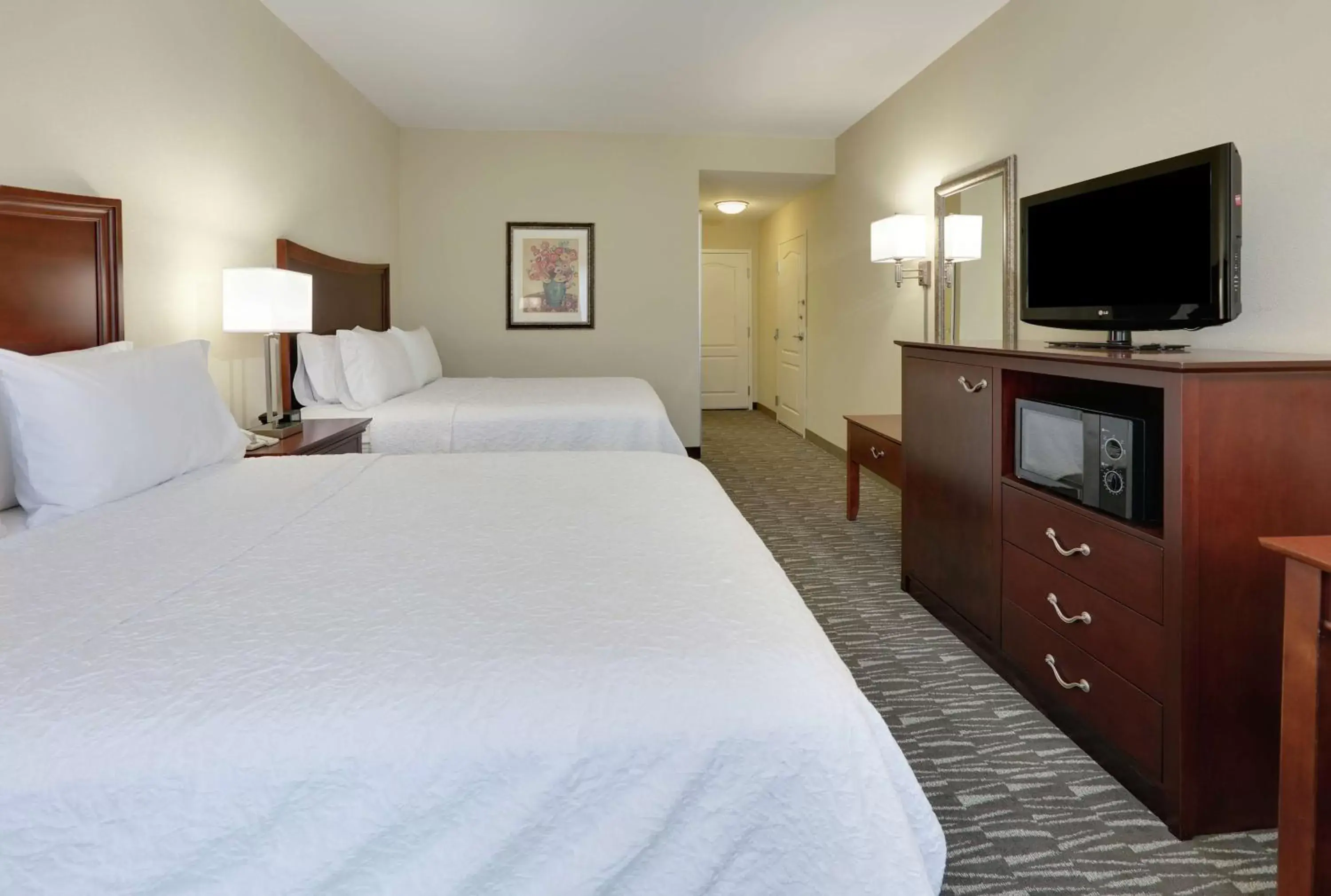 Bed in Hampton Inn & Suites Southern Pines-Pinehurst