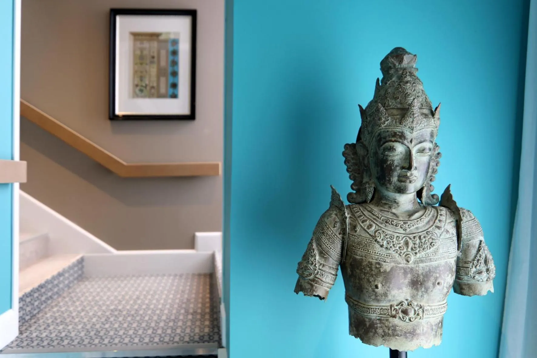 Decorative detail in Hôtel Alchimy