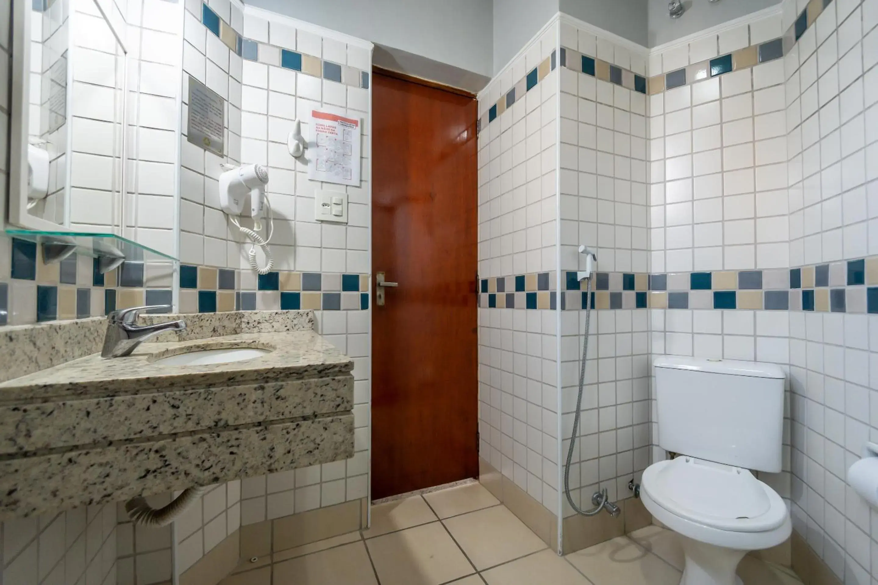 Bathroom in Capital O Piratininga Hotel, Sao Paulo