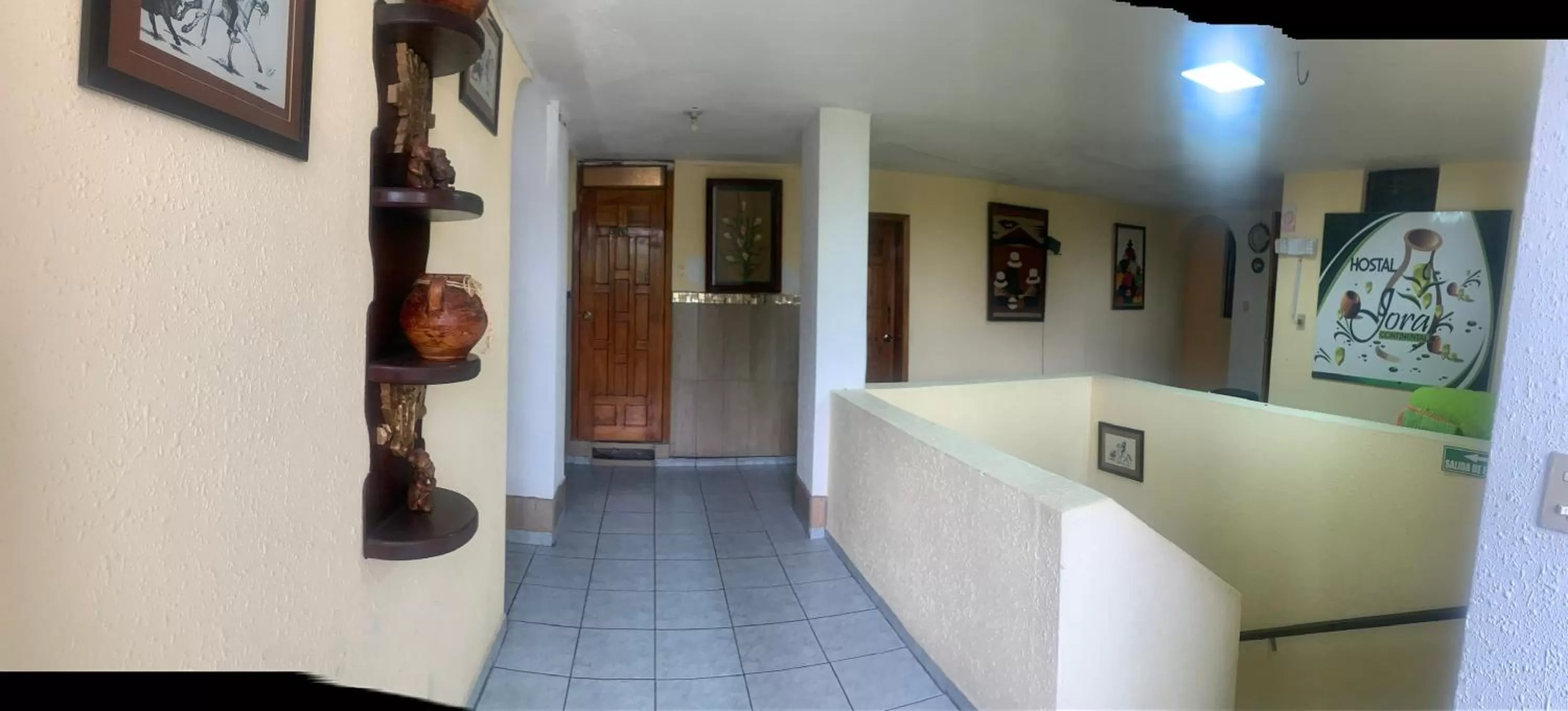 Hostal Jora Continental