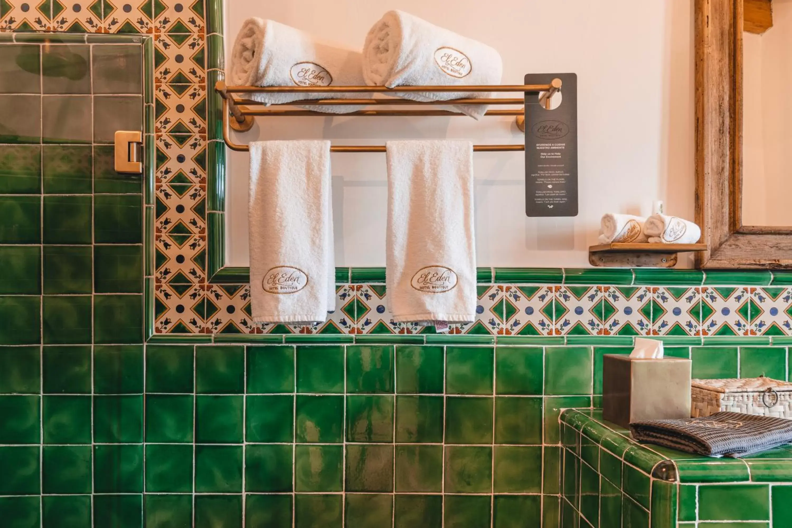 towels, Bathroom in El Edén Hotel Boutique