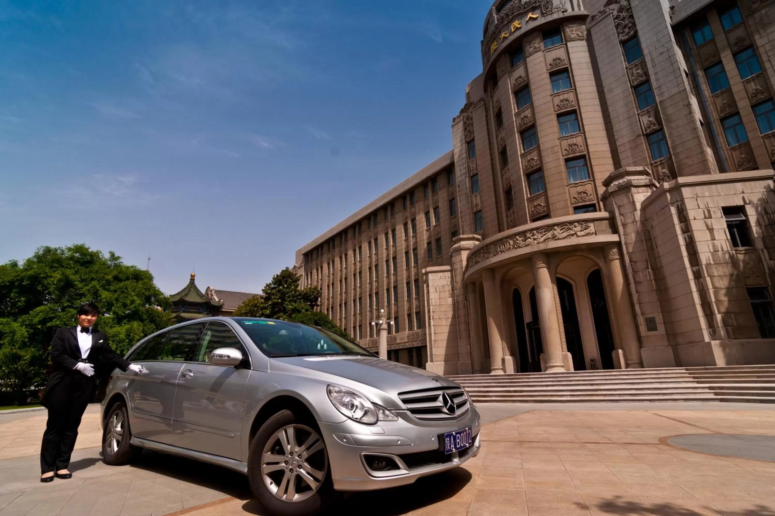 Facade/entrance in Sofitel Legend People's Grand Hotel Xi'an