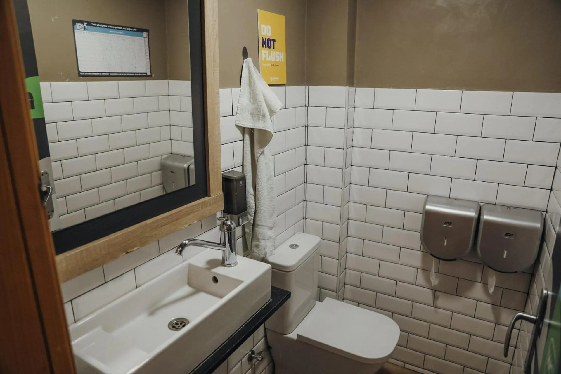 Bathroom in Onefam Sants