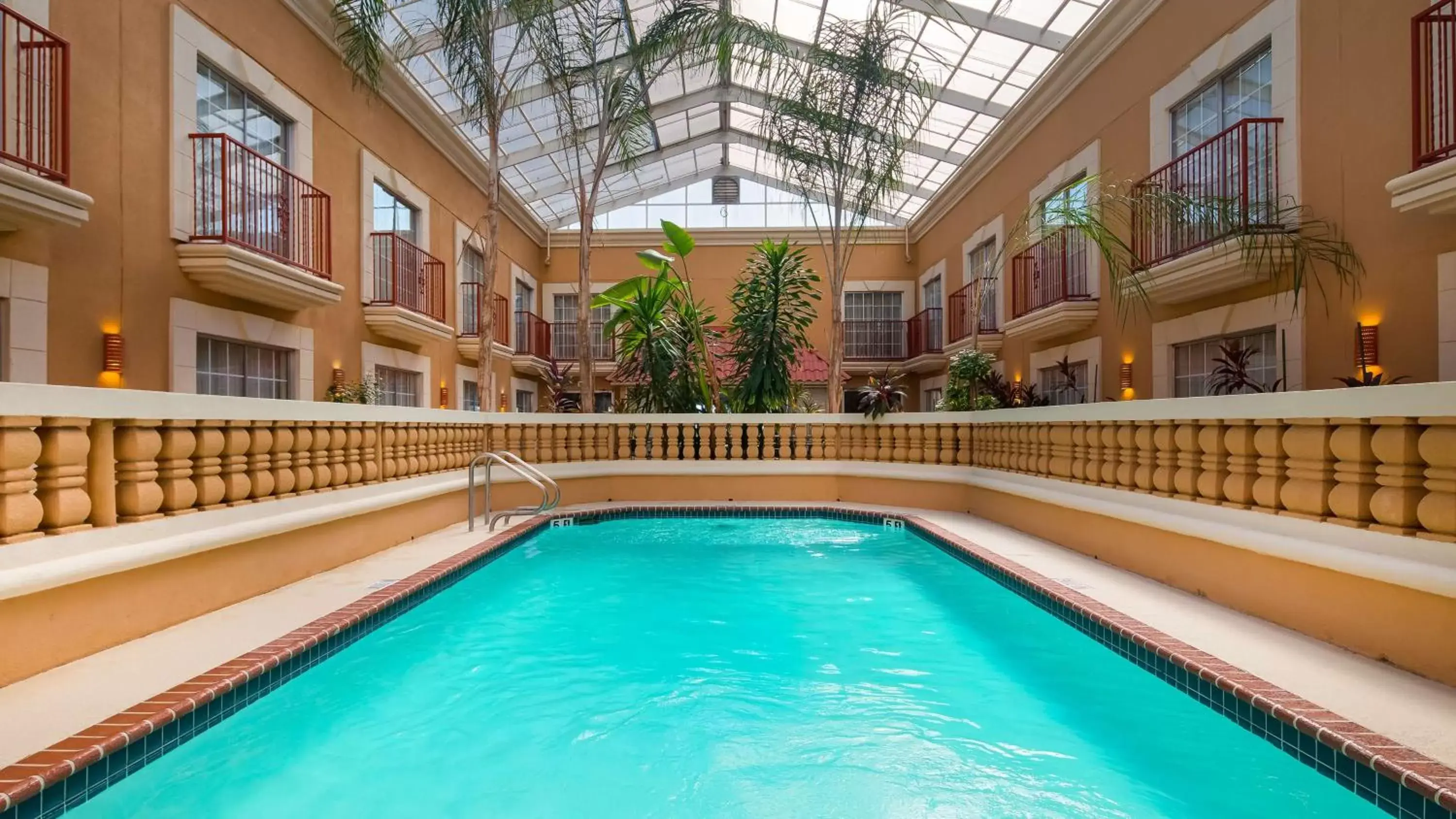 On site, Swimming Pool in Best Western Plus Atrium Inn