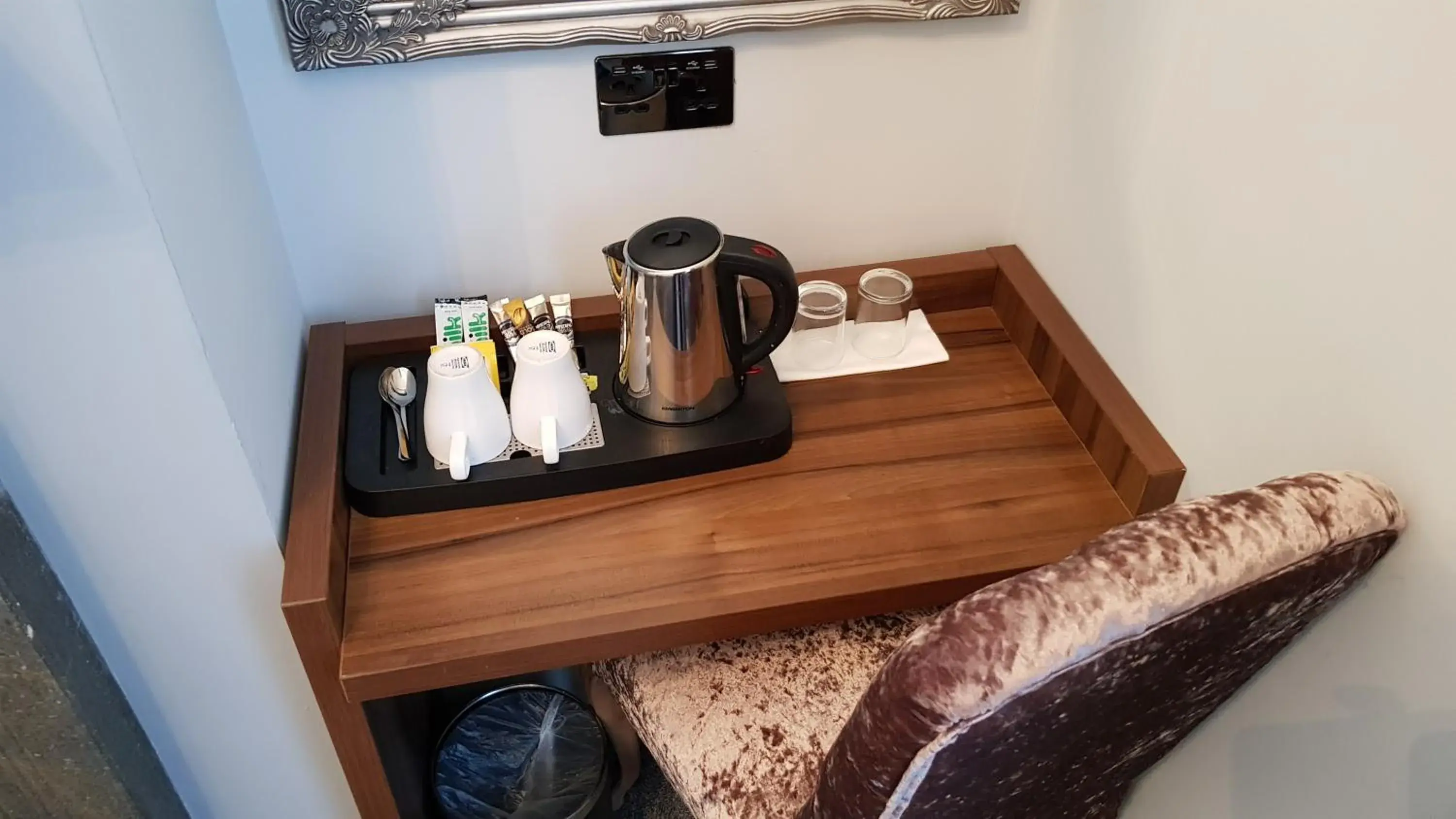 Coffee/Tea Facilities in Stanhill Court Hotel