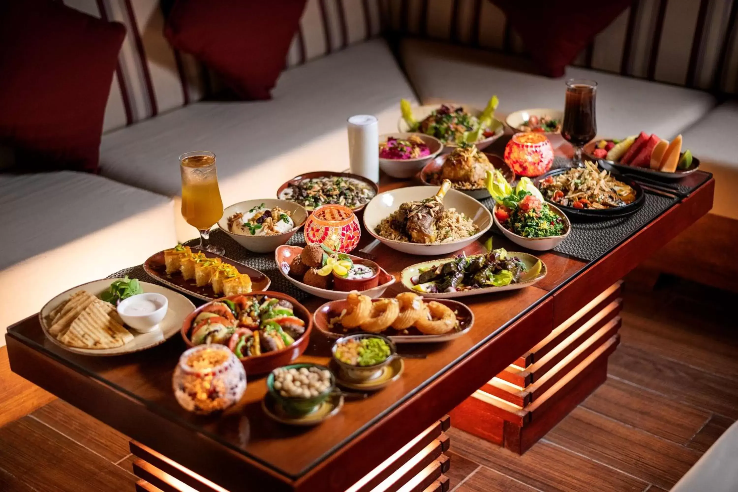 Restaurant/places to eat in Hyatt Regency Oryx Doha