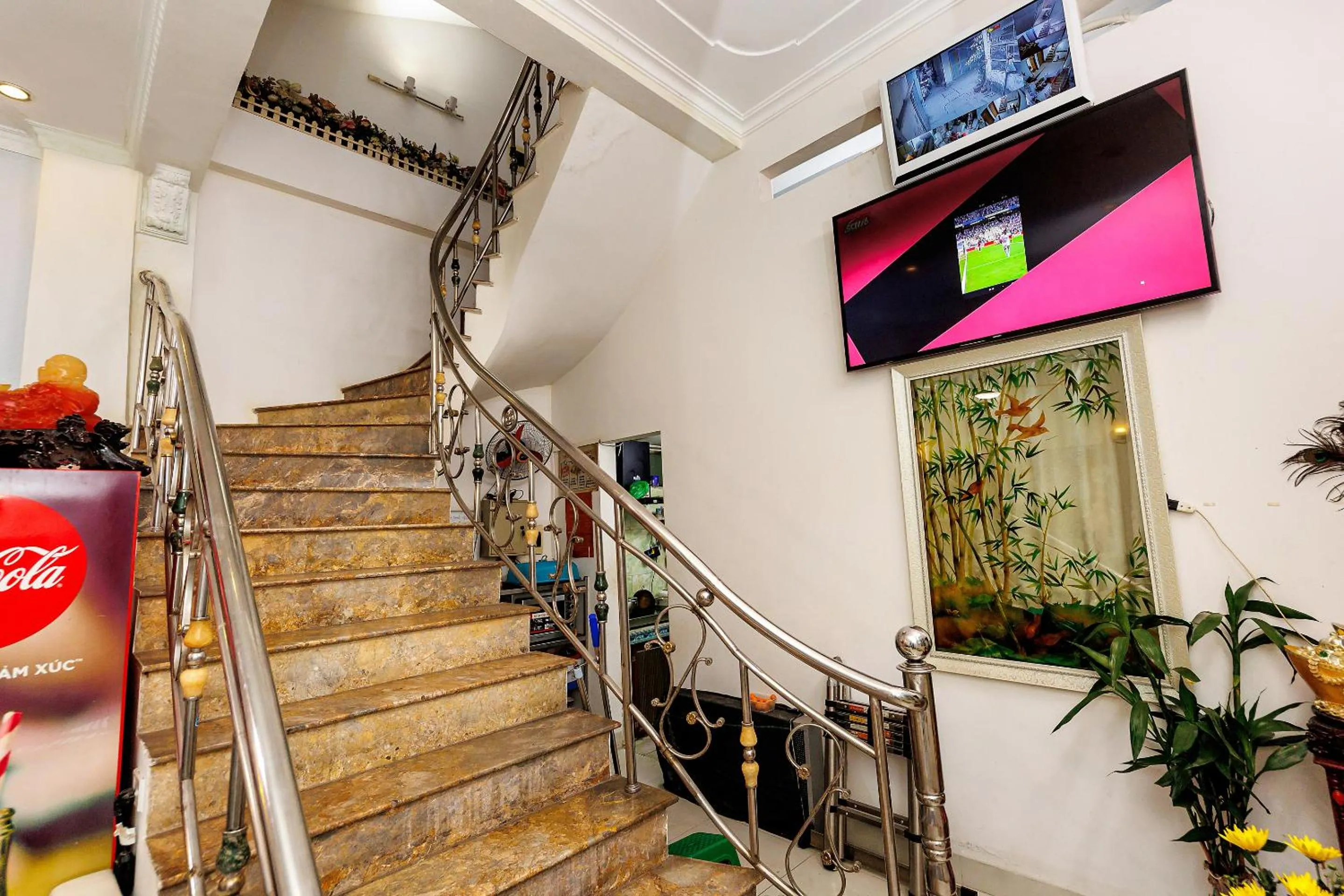 TV and multimedia in Binh Minh Hotel - 84 Ngoc Khanh