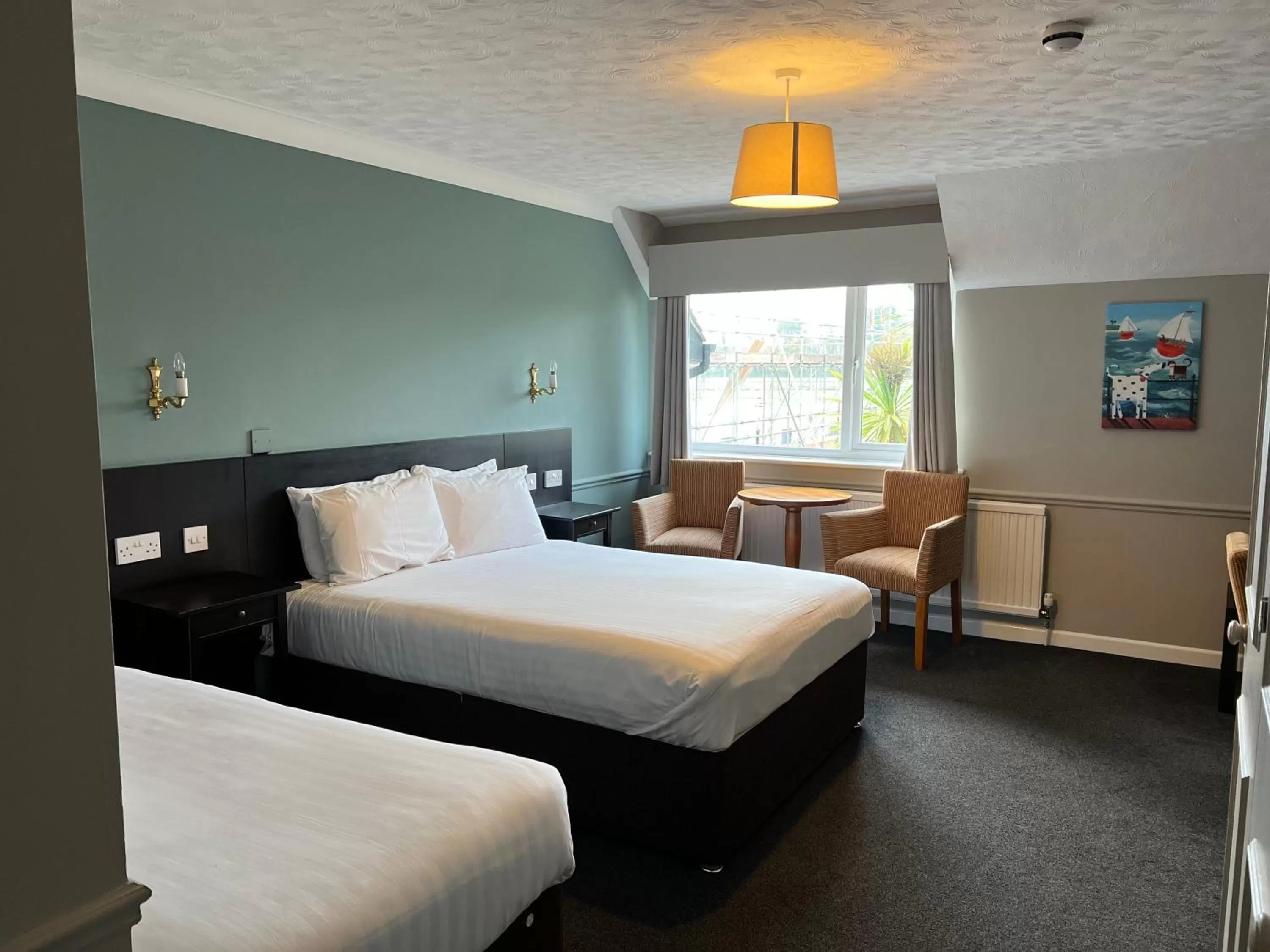 Family Room in South Lawn Hotel