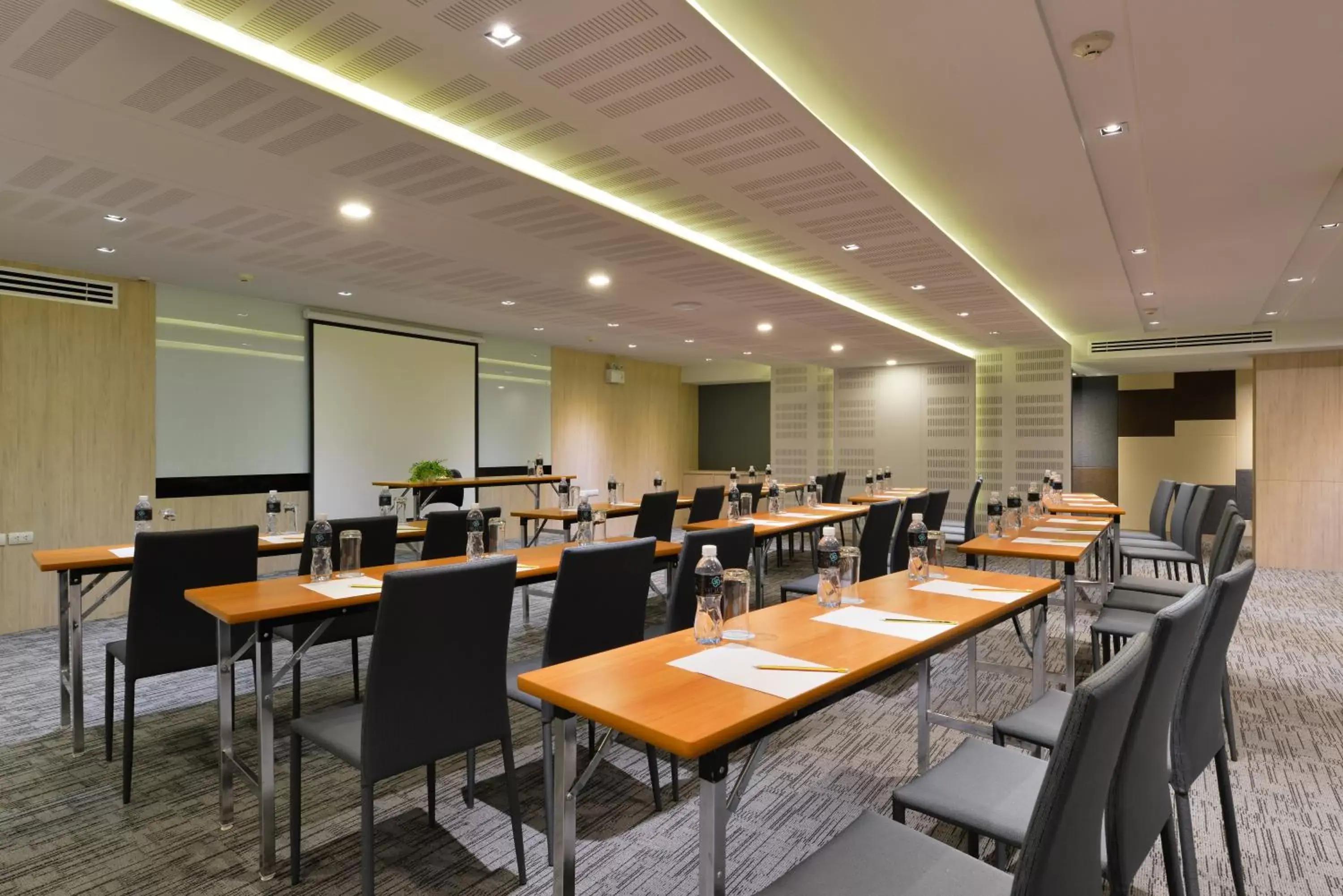 Meeting/conference room in The Grass Serviced Suites