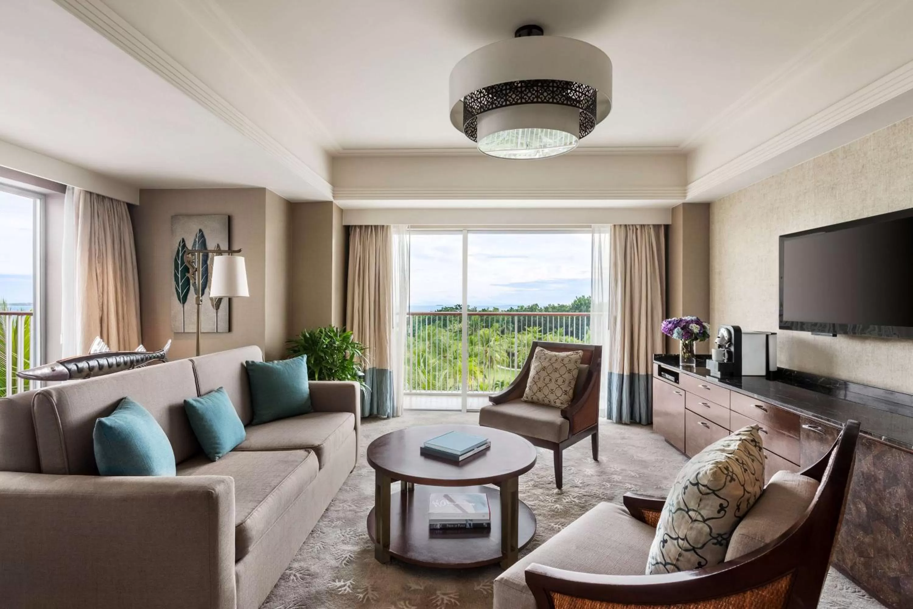 Photo of the whole room in Shangri-La Mactan, Cebu