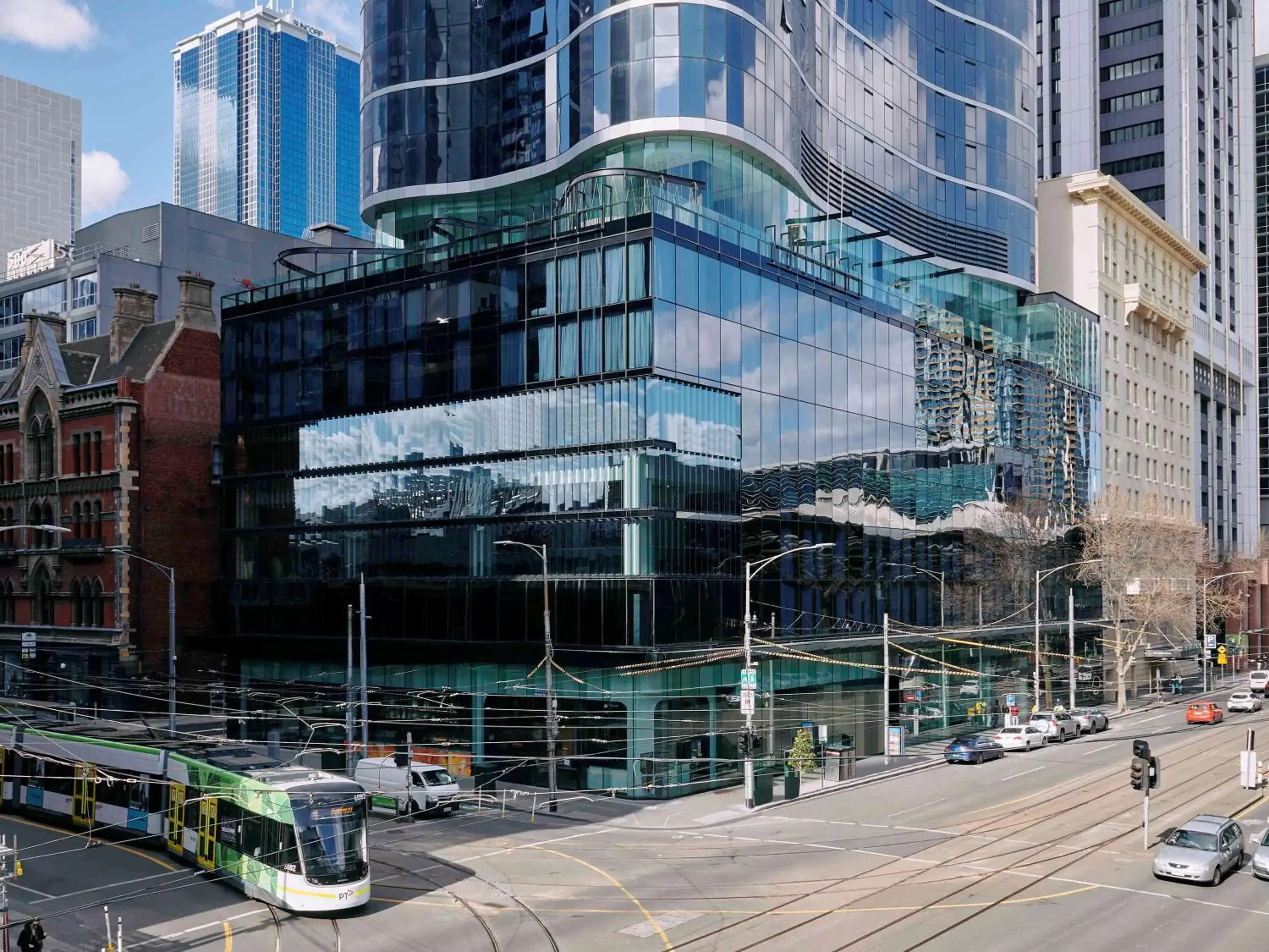 Property Building in Movenpick Hotel Melbourne On Spencer