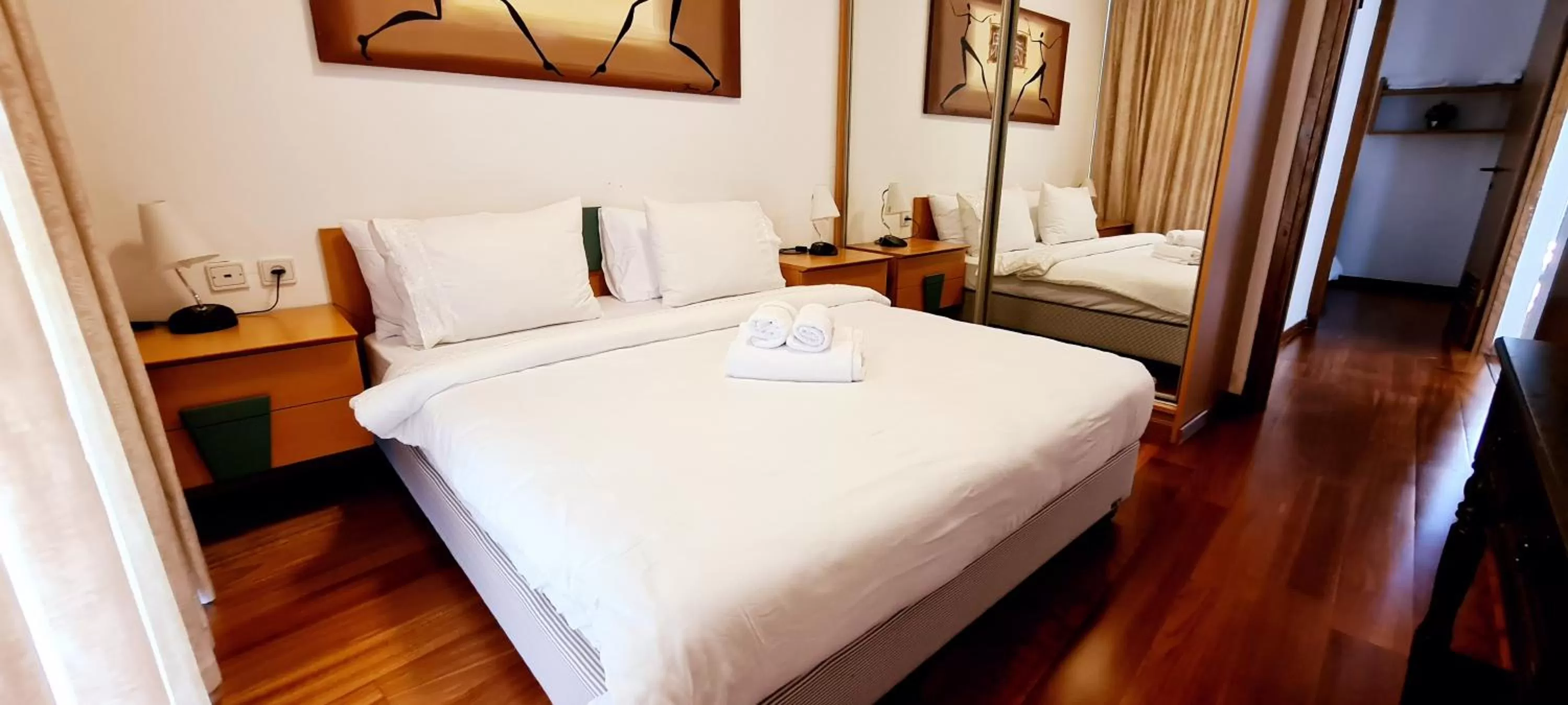 Bed in Suite Marina Caesarea