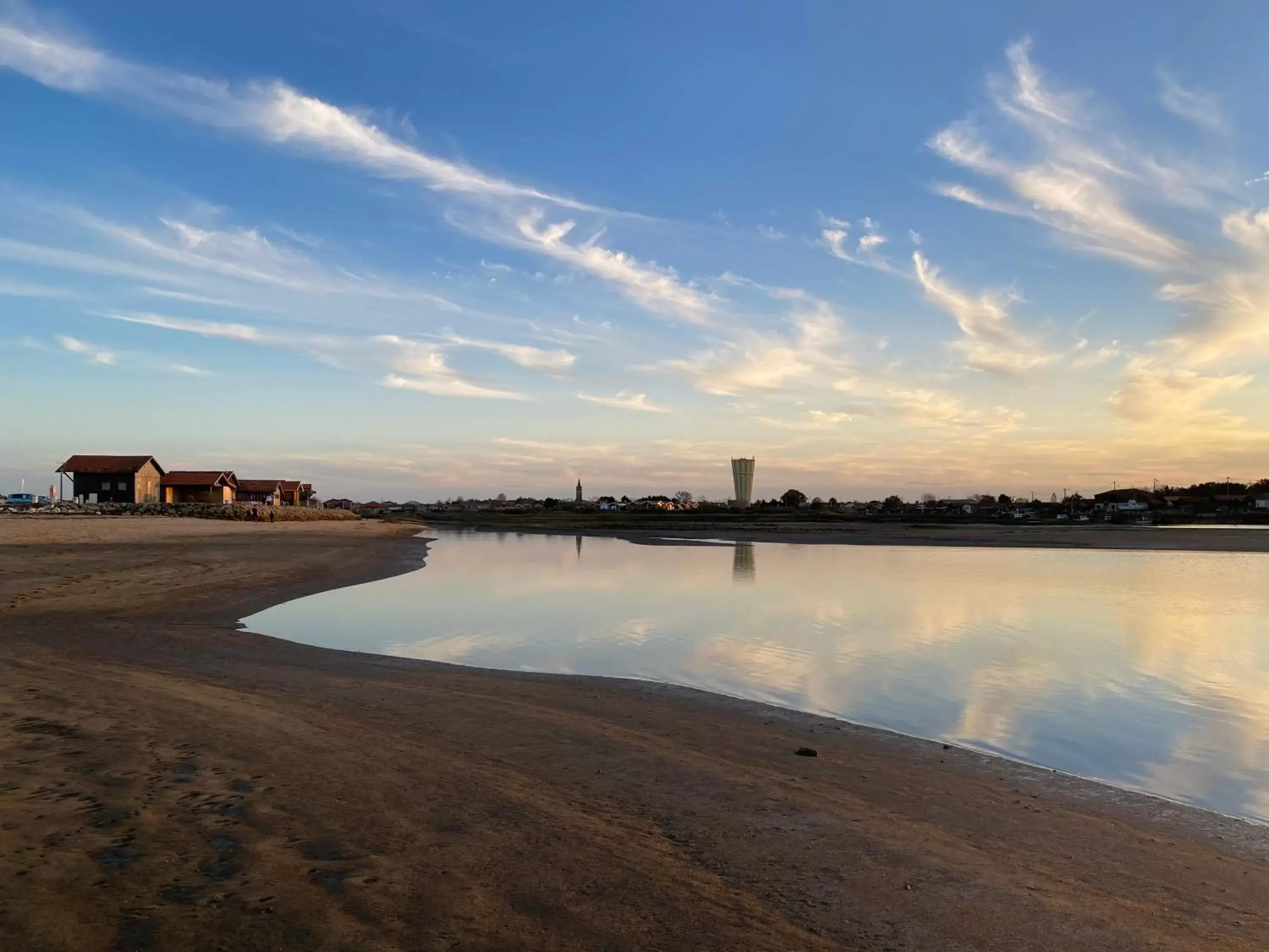 Natural landscape, Swimming Pool in LES 12 DE LARROS