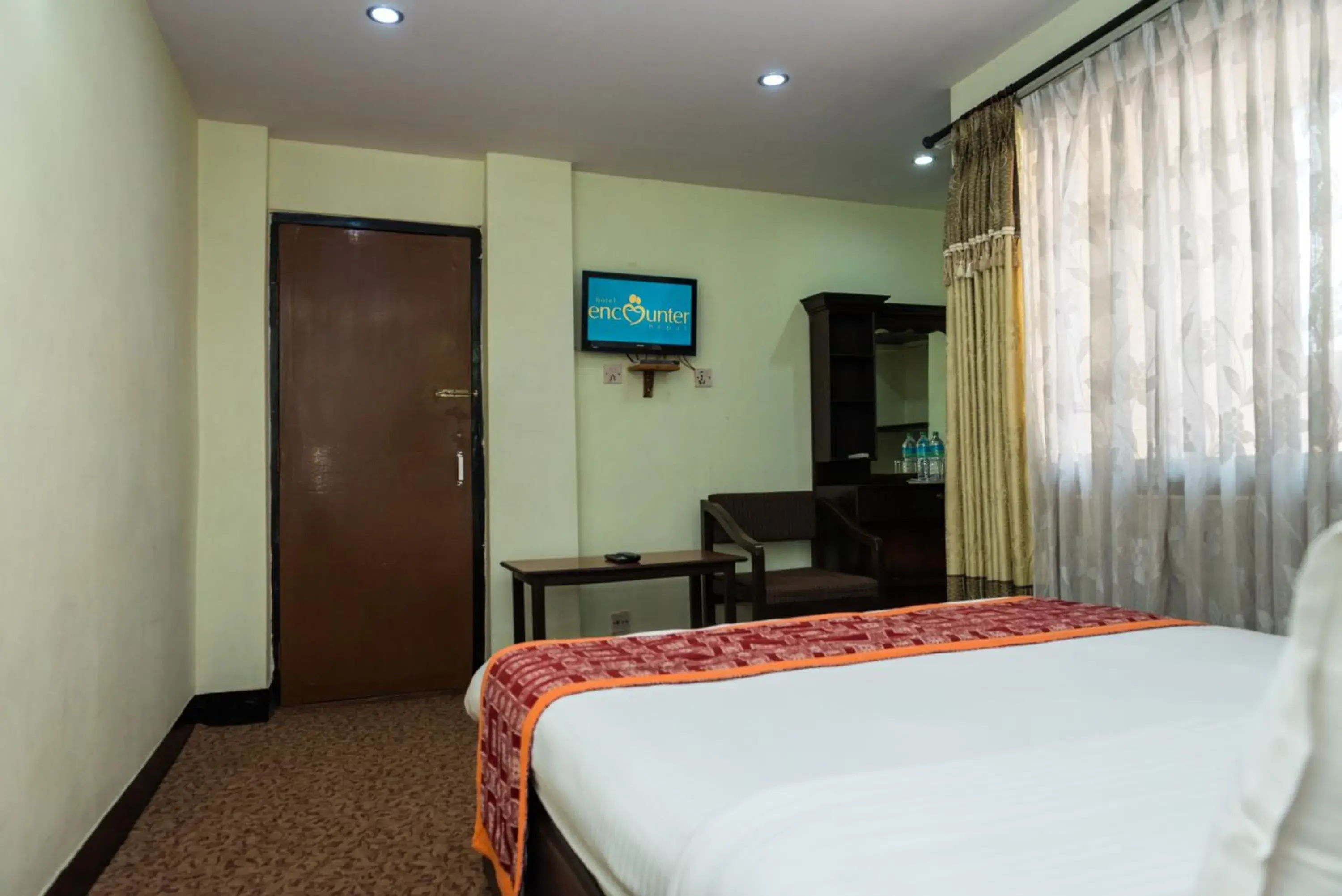 TV and multimedia, Bed in Hotel Encounter Nepal