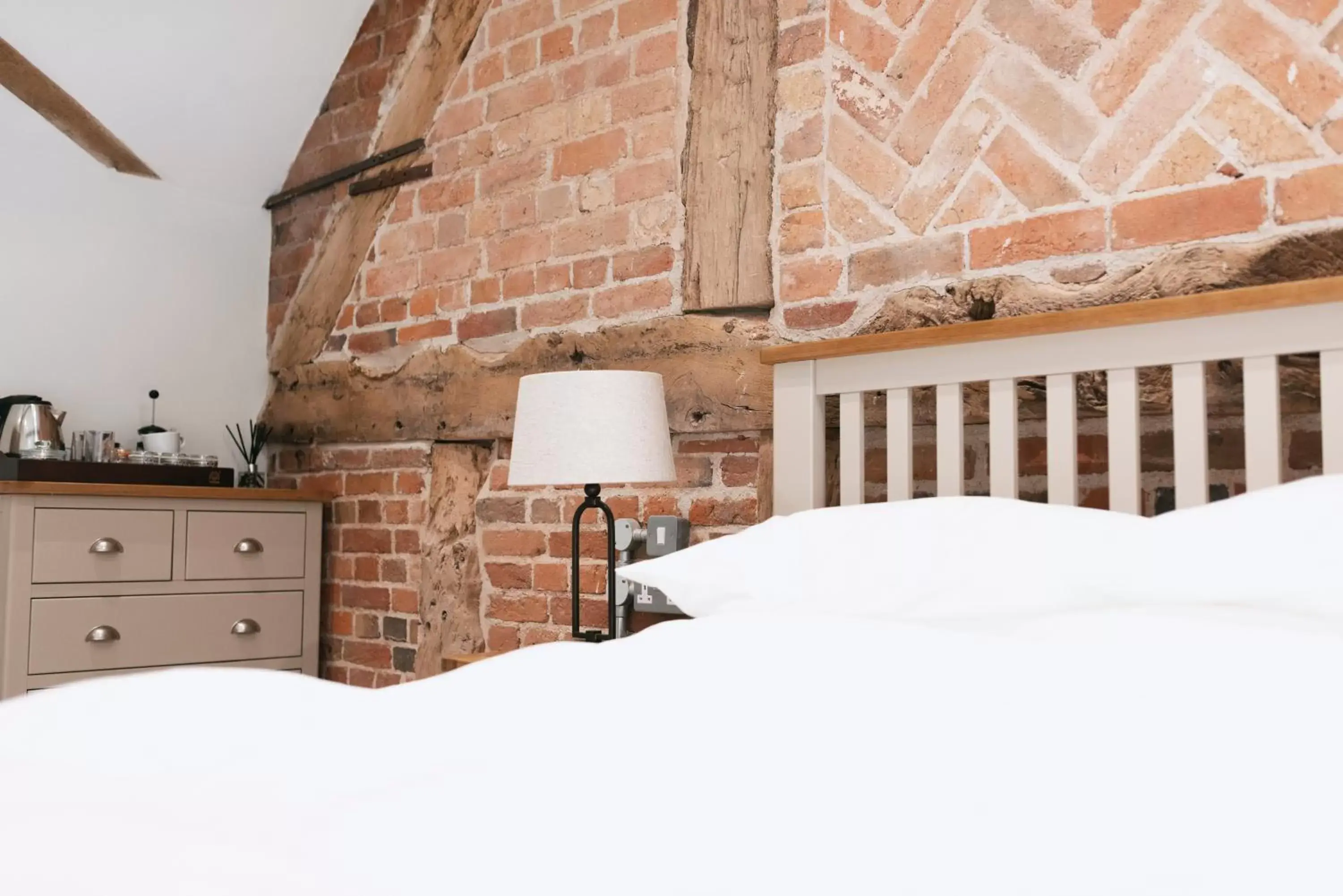 Bed in Tuppenhurst Barn