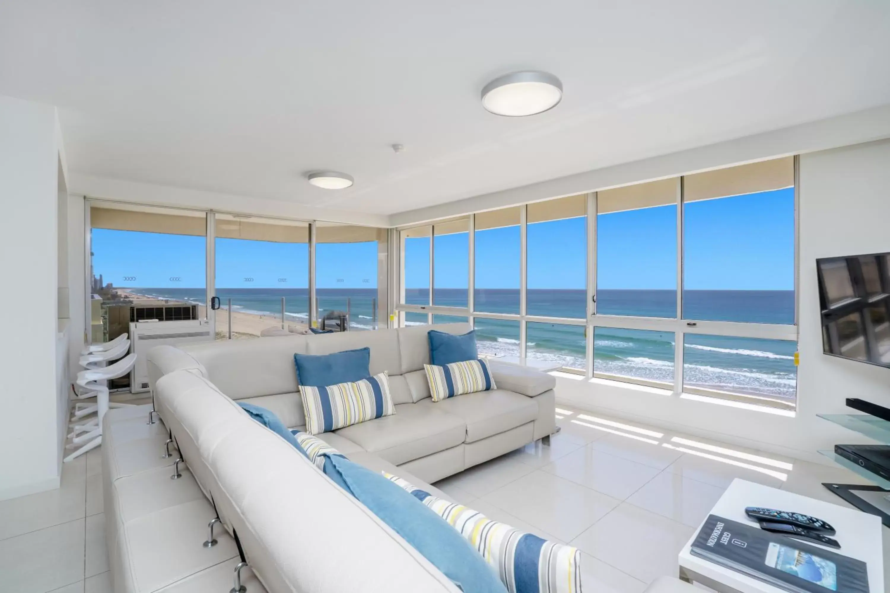 Balcony/Terrace, Sea View in Dorchester On The Beach