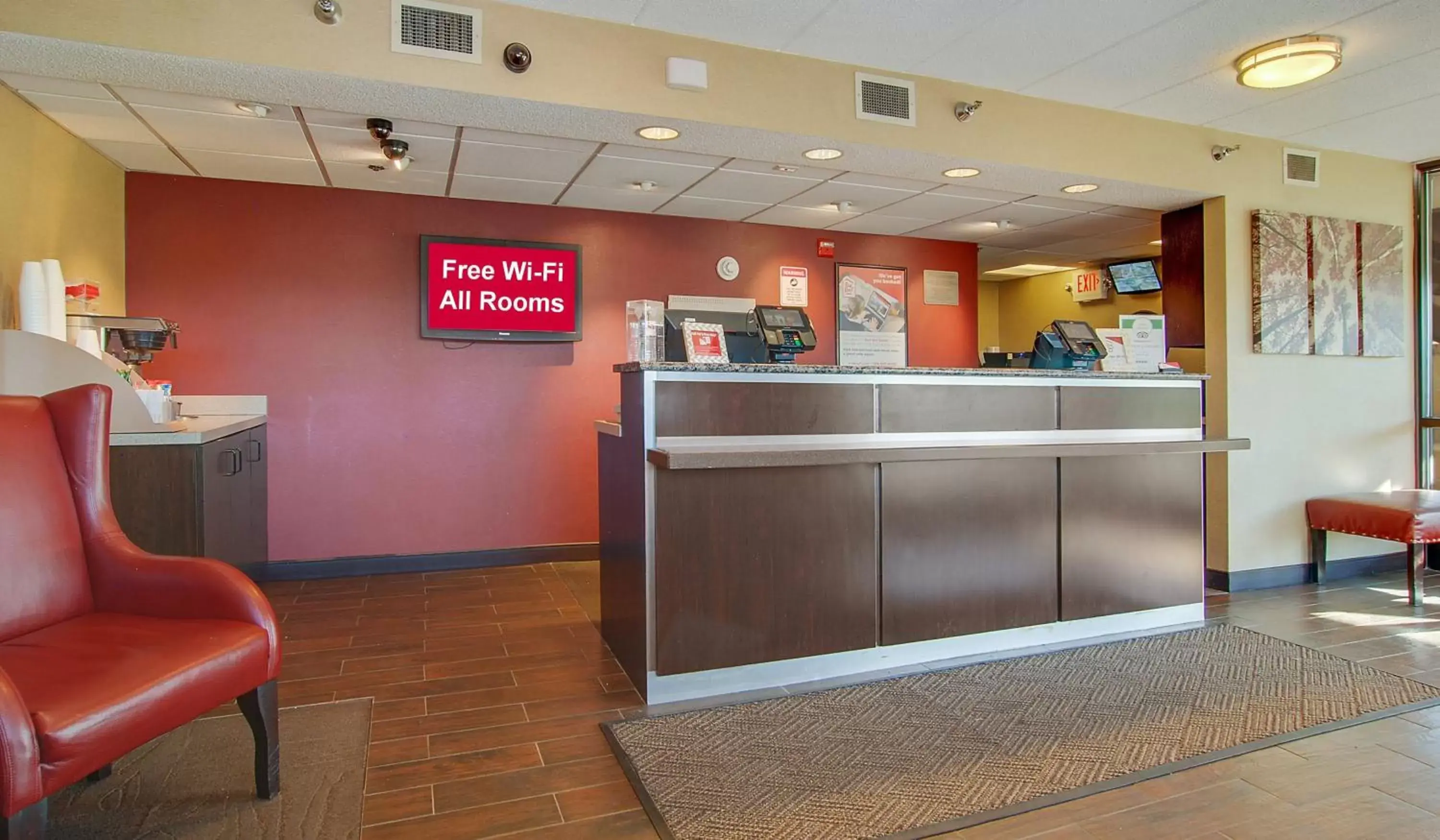 Lobby or reception, Lobby/Reception in Red Roof Inn Akron