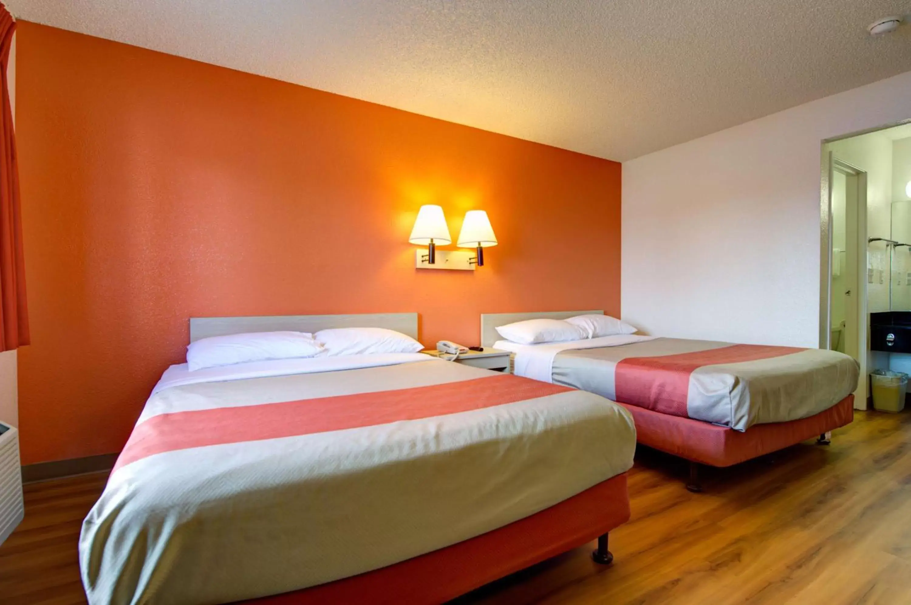 Other, Bed in Motel 6-Seattle, WA - Airport