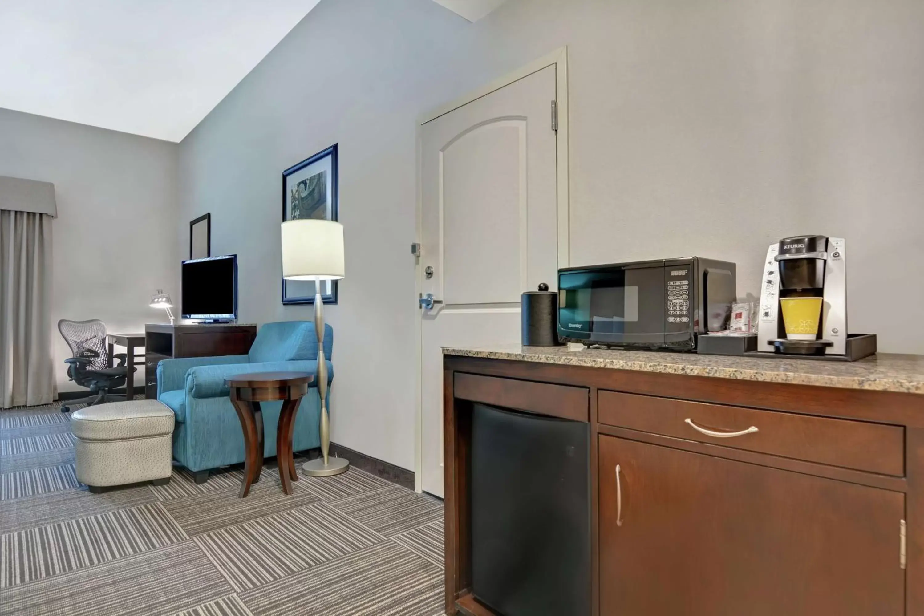 Bedroom in Hilton Garden Inn and Fayetteville Convention Center