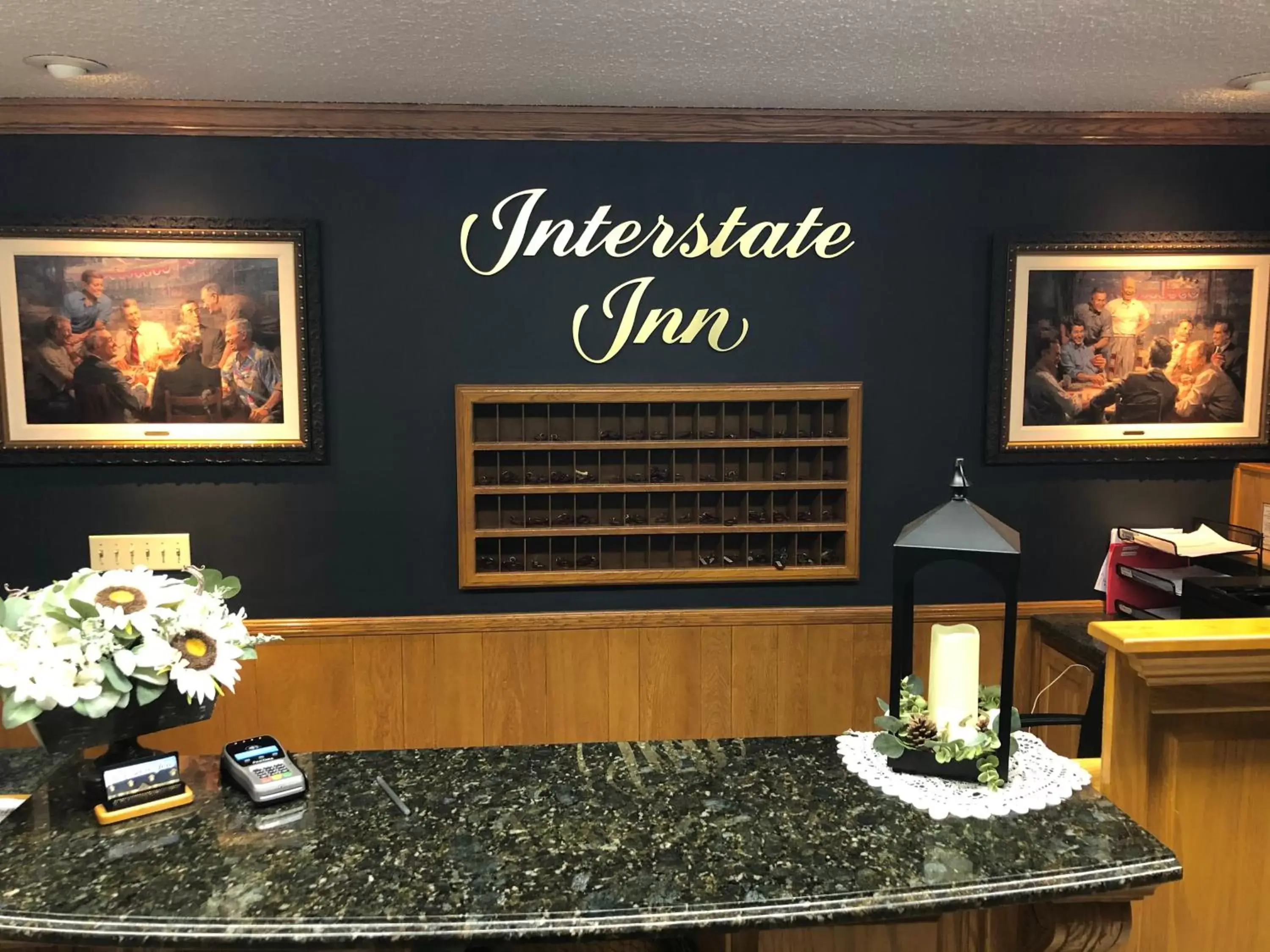 Interstate Inn