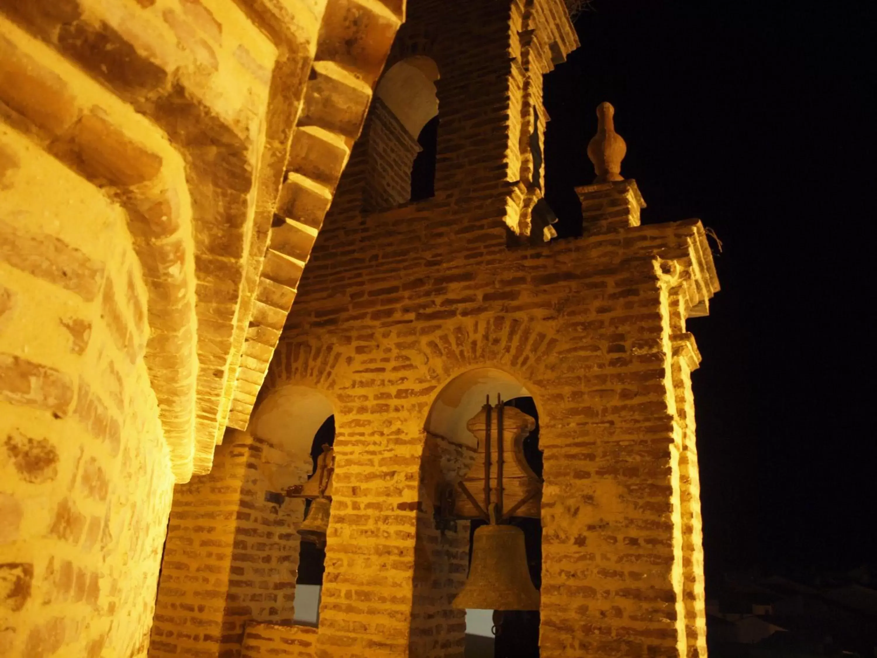 Facade/entrance in Hotel Convento Aracena & SPA